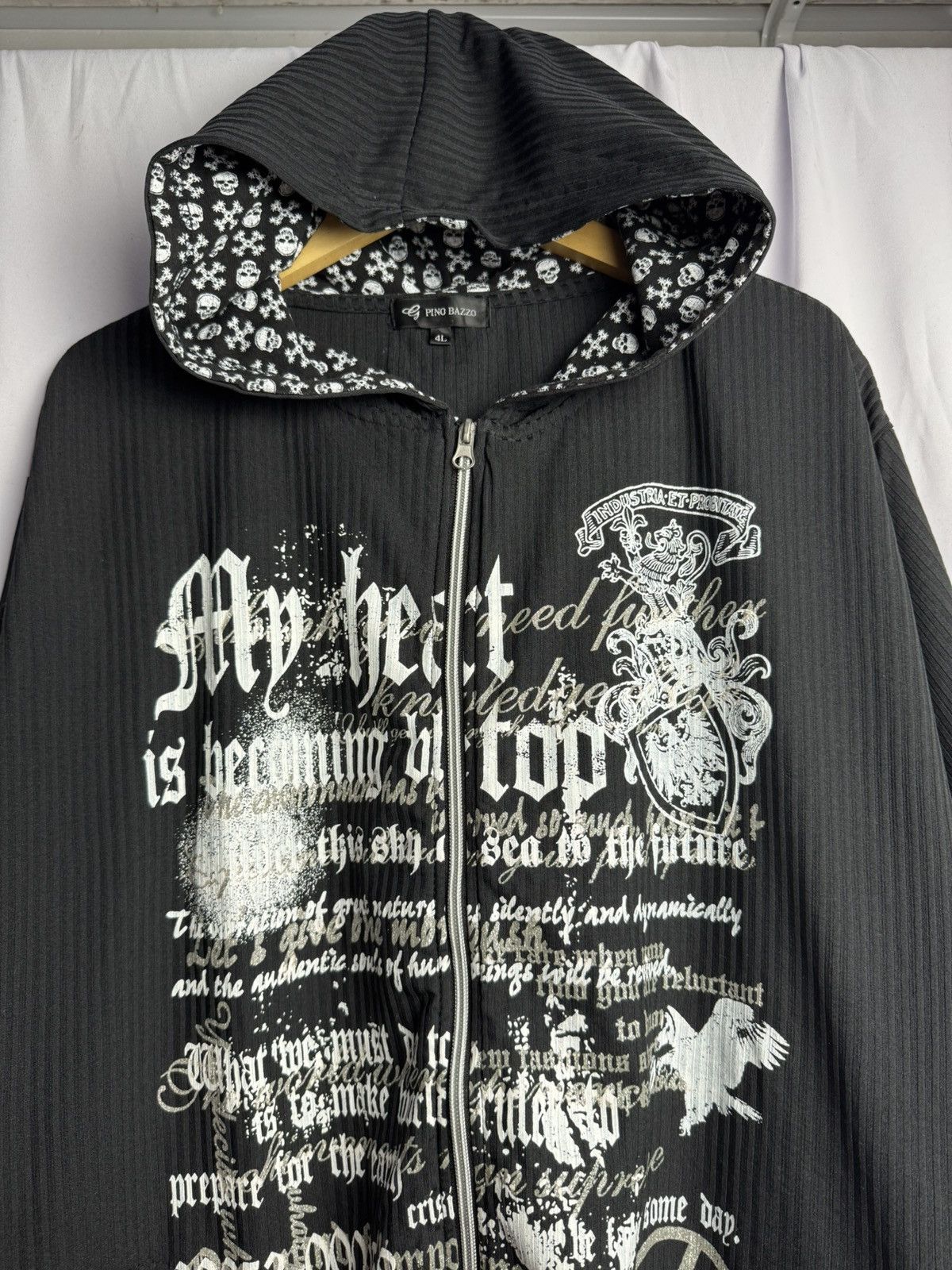Japanese Pino Bazzo Poem Skulls Hoodie Shorts Sleeve