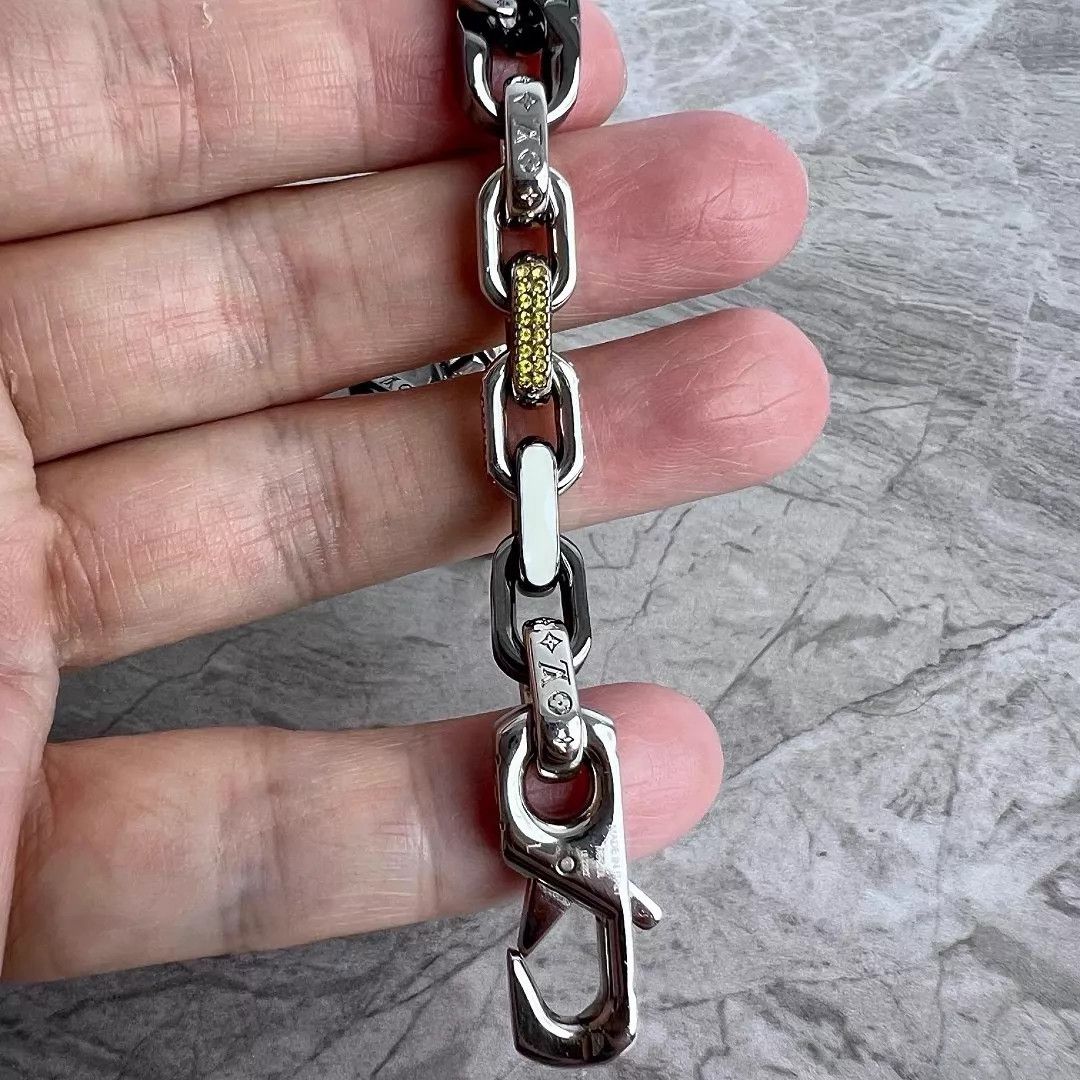 Louis Vuitton LV Paradise Macaron Enamel Crystal Cuban Chain Bracelet L Size ONE SIZE - 5 Thumbnail