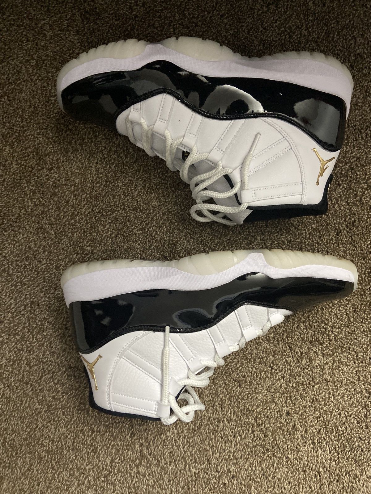 Jordan Brand Jordan 11 gratitude worn once size 10.5 Size US 10.5 / EU 43-44 - 1 Thumbnail