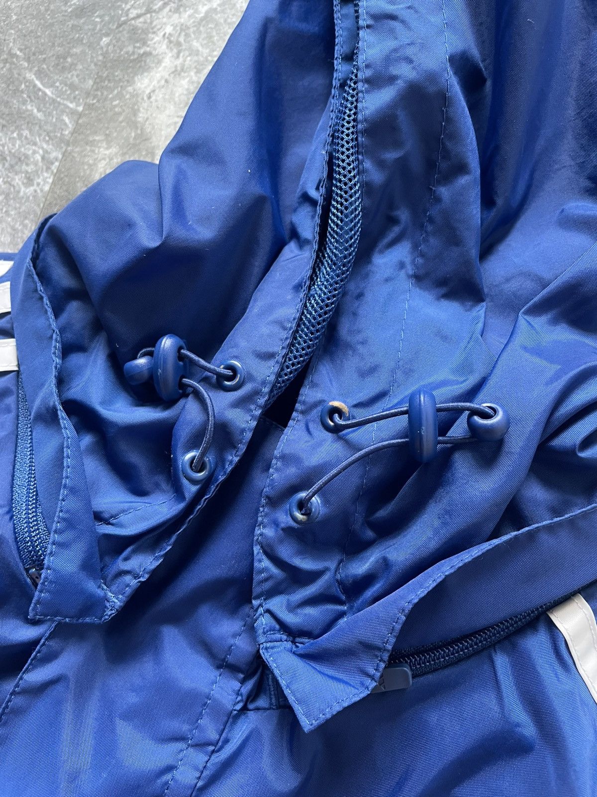 Adidas Vintage Adidas Chelsea Nylon Football Jacket Hooded Y2k Size US XL / EU 56 / 4 - 5 Thumbnail