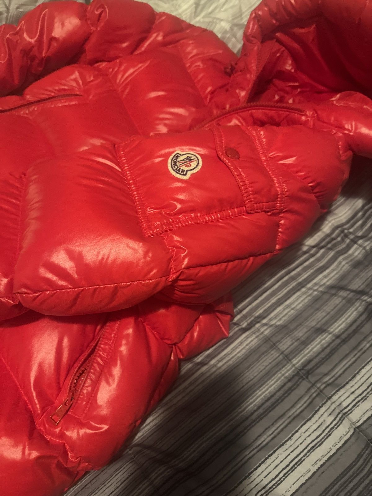 Moncler Moncler Ecrins Giubbotto Puffer very clean condition Size US M / EU 48-50 / 2 - 2 Thumbnail