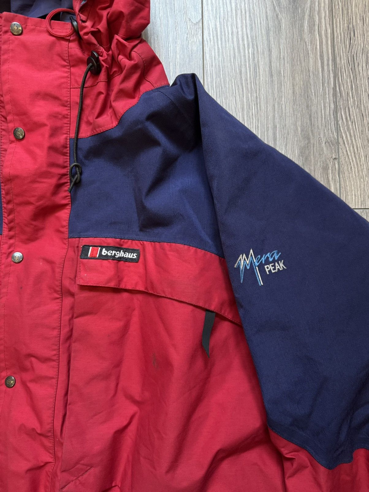 Berghaus Berghaus Men’s Mera Peak Gore-tex Vintage hooded jacket XL Size US XL / EU 56 / 4 - 4 Thumbnail