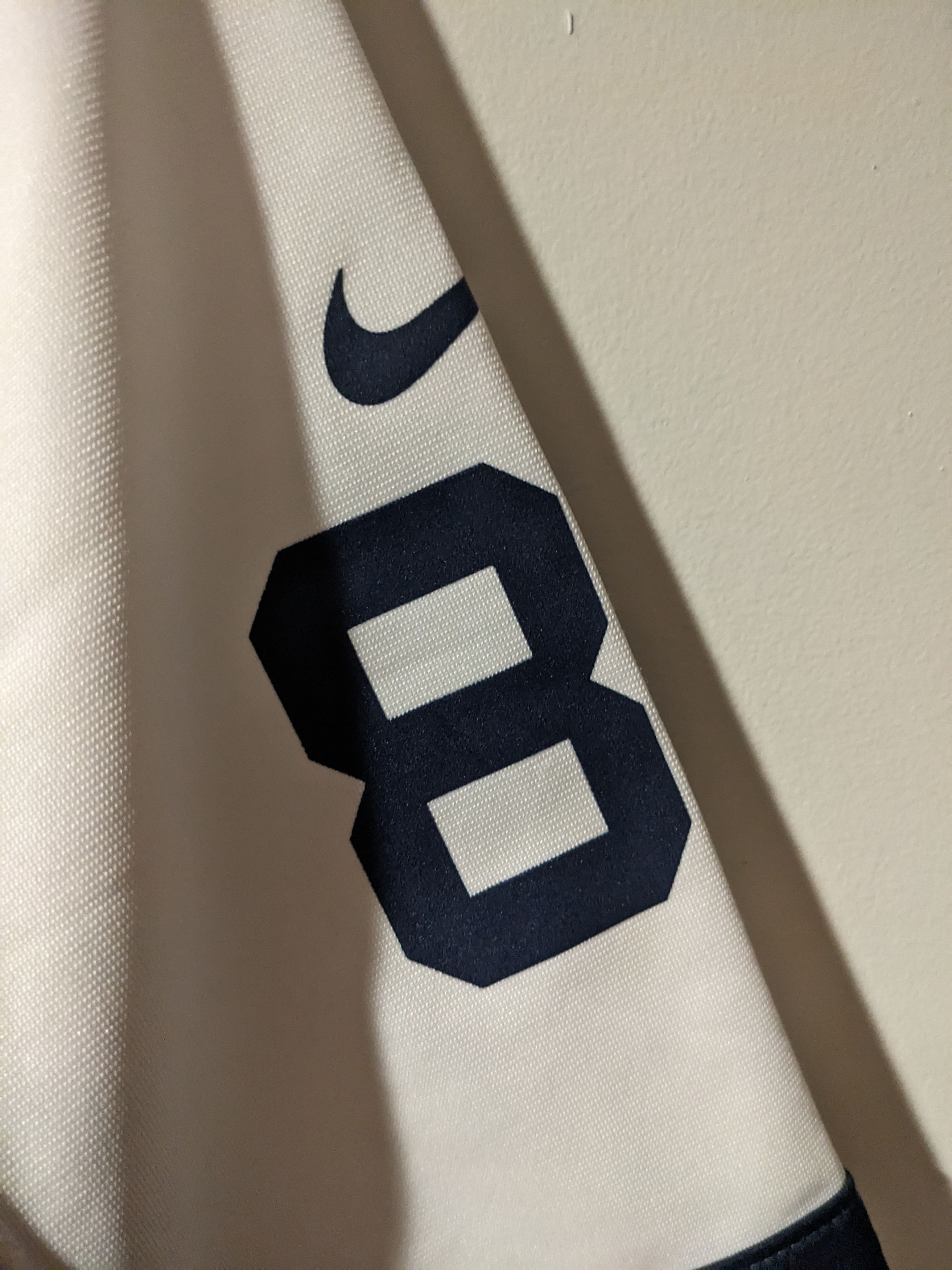 Nike Dallas Cowboys NFL Football Bryant Boys XL Football Jersey Size US XL / EU 56 / 4 - 6 Thumbnail