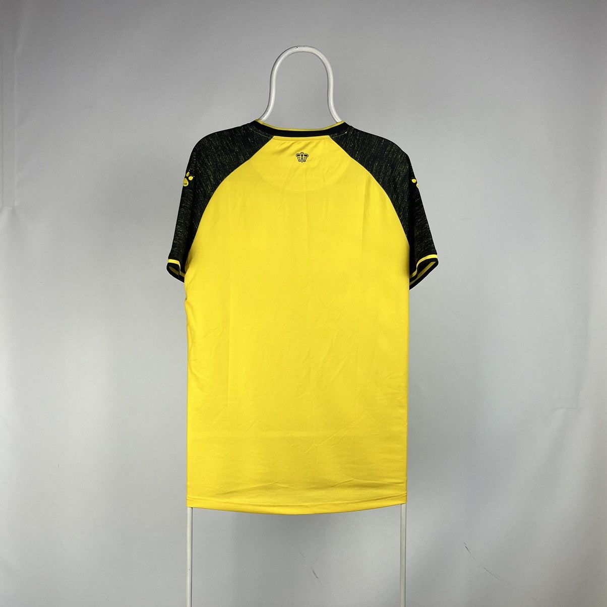 Other Kelme Watford home jersey 2020/21 Size US M / EU 48-50 / 2 - 2 Thumbnail