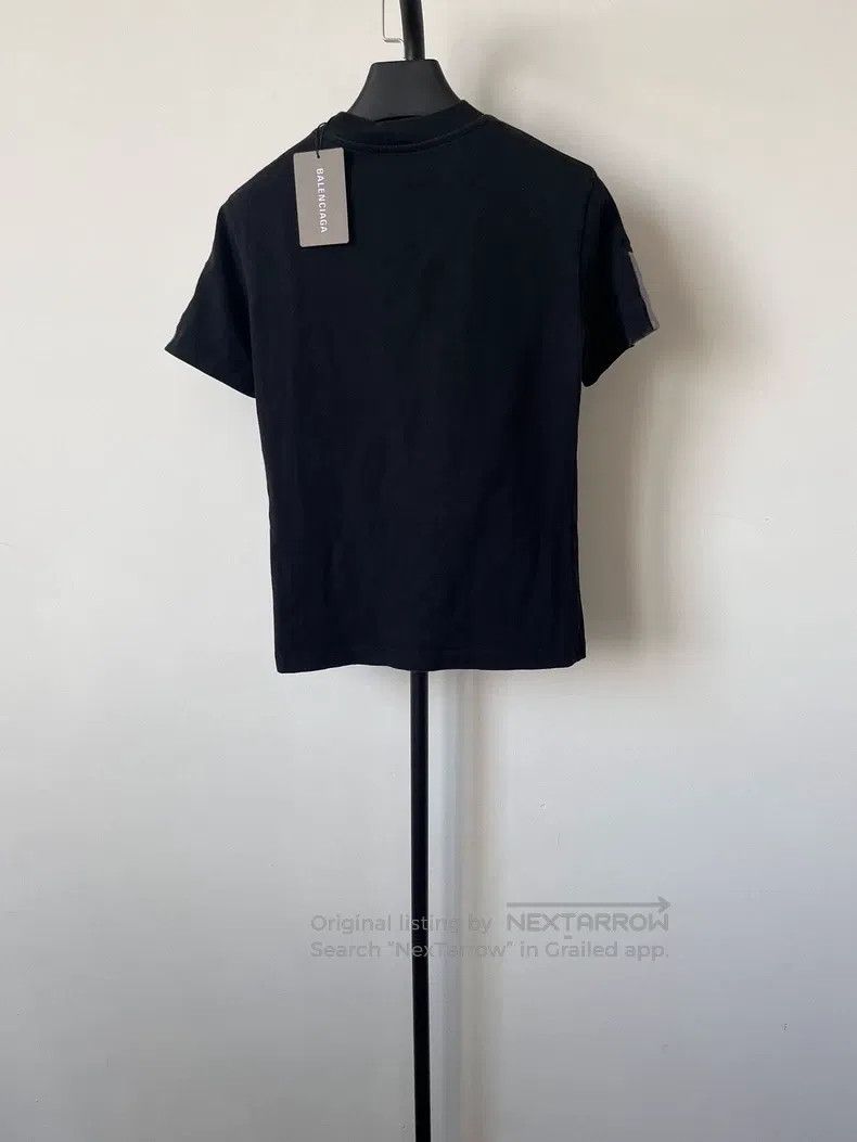 Balenciaga Balenciaga Printed Striped Crew Neck T-Shirt Men's Black Size US S / EU 44-46 / 1 - 2 Thumbnail