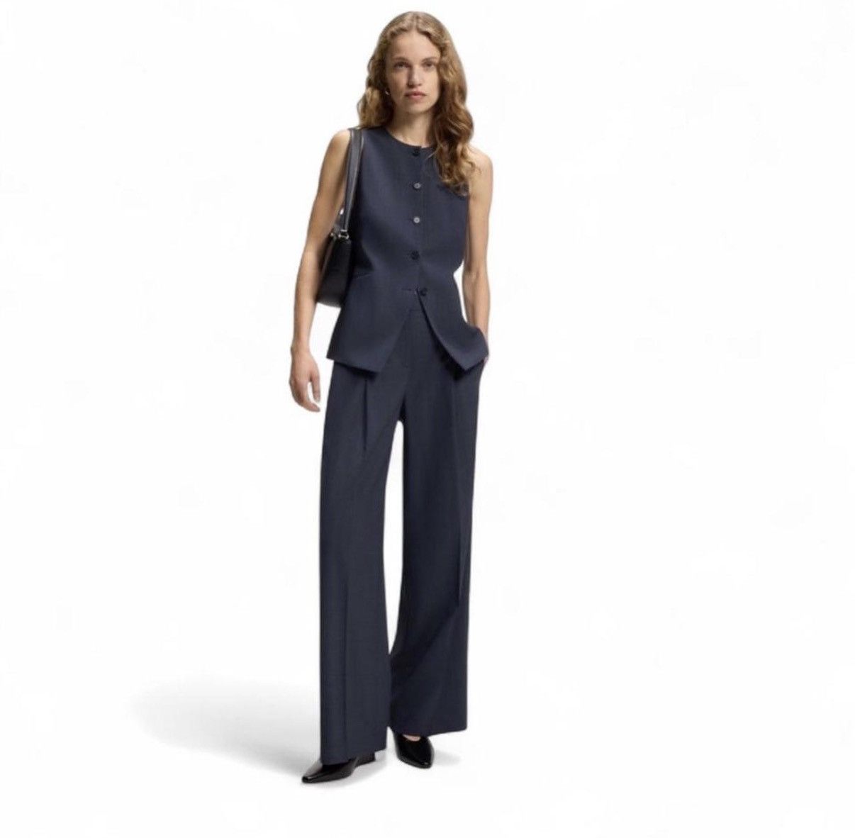 Hugo Boss Hugo boss navy pleated regular fit virgin wool trouser 4 Size 27" / US 4 / IT 40 - 1 Thumbnail