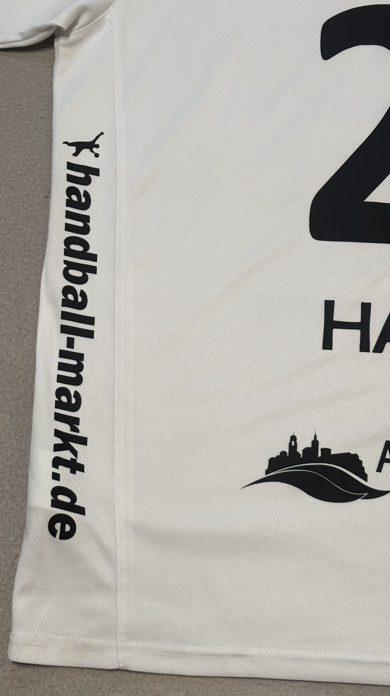 Hummel BFC Preussen Hanish #25 Hummel Handball Jersey Size XXXL Size US XXL / EU 58 / 5 - 17 Thumbnail