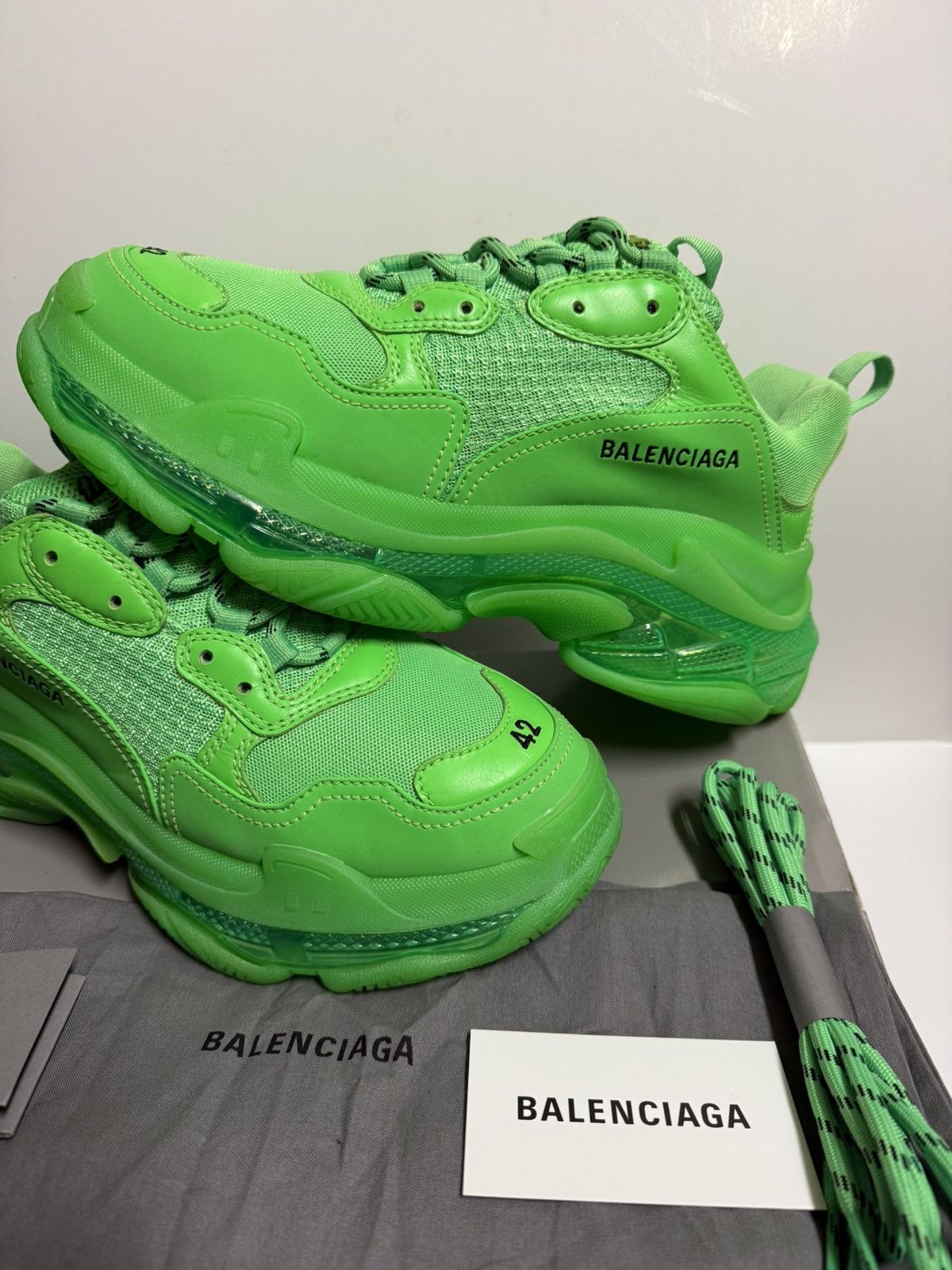 Balenciaga BALENCIAGA TRIPLE S GREEN NEON TRAINERS SZ 42 Size US 9 / EU 42 - 3 Thumbnail