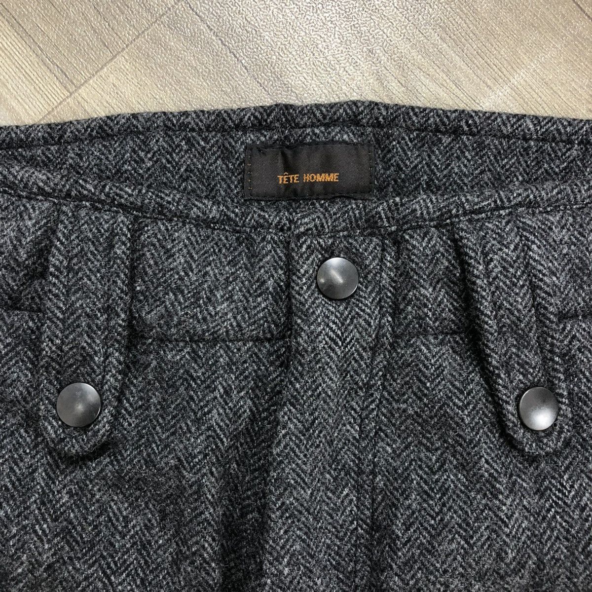 Issey Miyake × Tete Homme 1990s Tete Home Issey Miyake Multipocket Cargo Bondage Pants Size US 34 / EU 50 - 14 Thumbnail