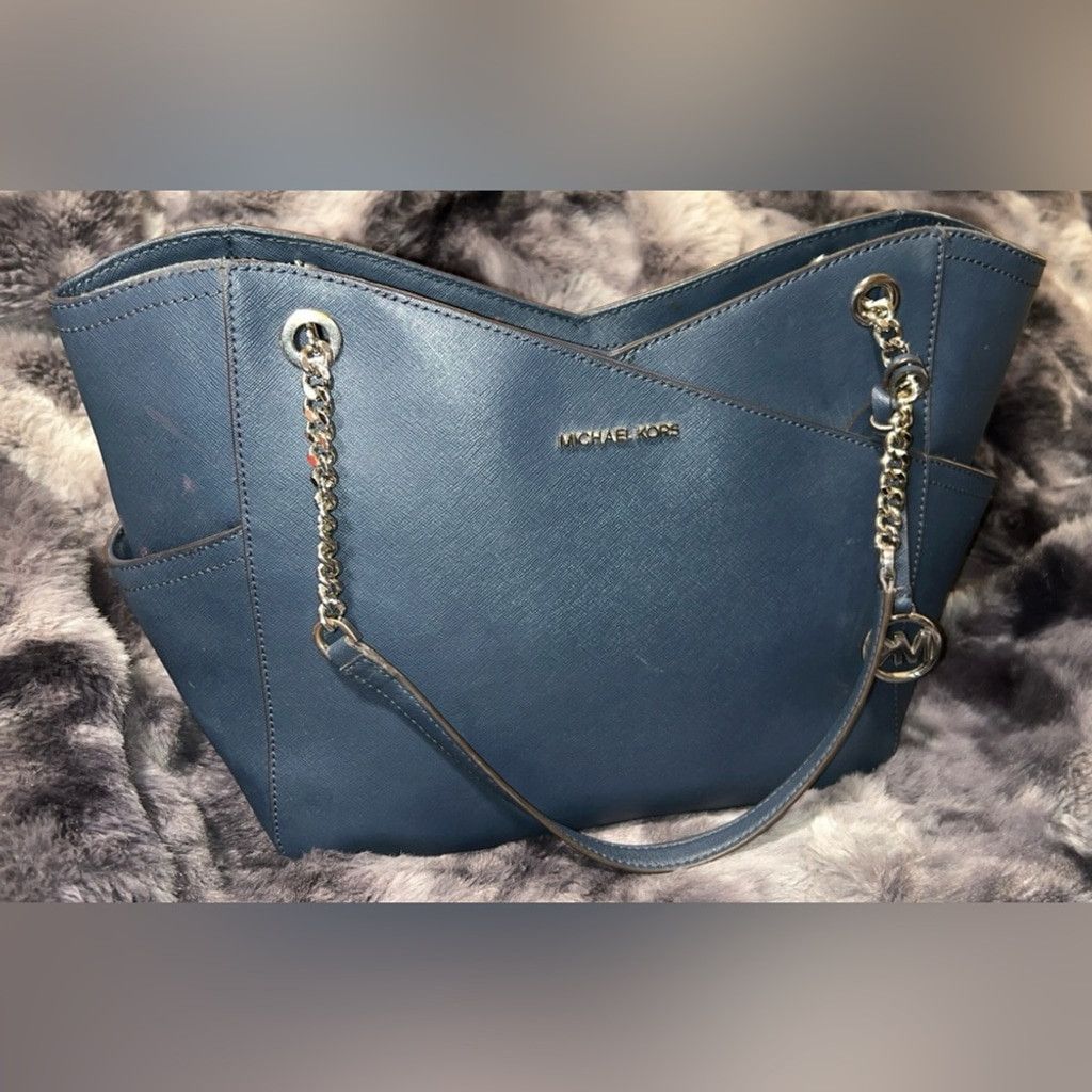 Michael Kors Michael Kors Jet Set Travel Large Saffiano Leather Shoulder Size ONE SIZE - 1 Thumbnail