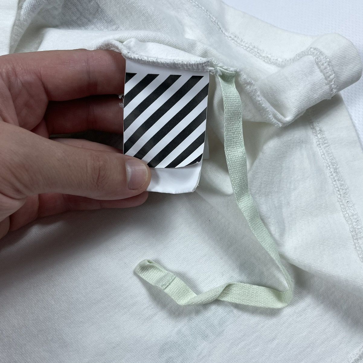 Off White Distressed Faded Black Arrows White T-shirt