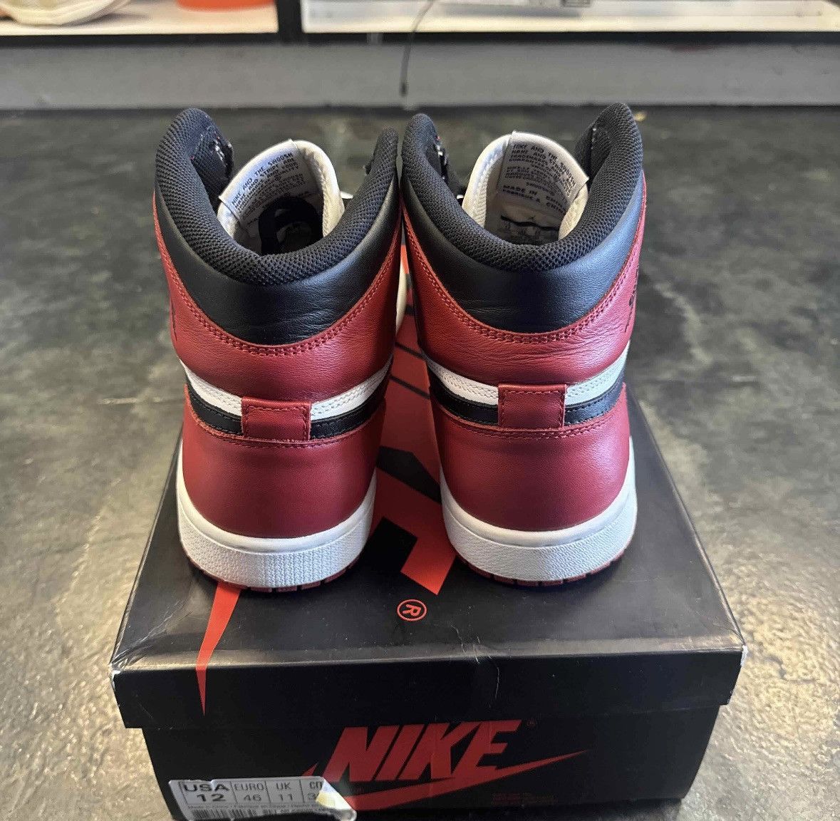 Nike Jordan 1 Blacktoe (2013) Size US 12 / EU 45 - 4 Thumbnail
