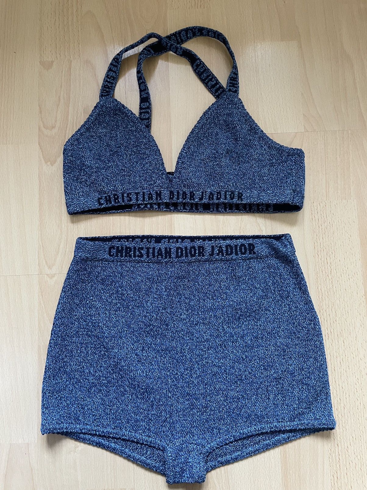 Dior CHRISTIAN DIOR SHORT AND BRA SET Size 27" / US 4 / IT 40 - 1 Thumbnail