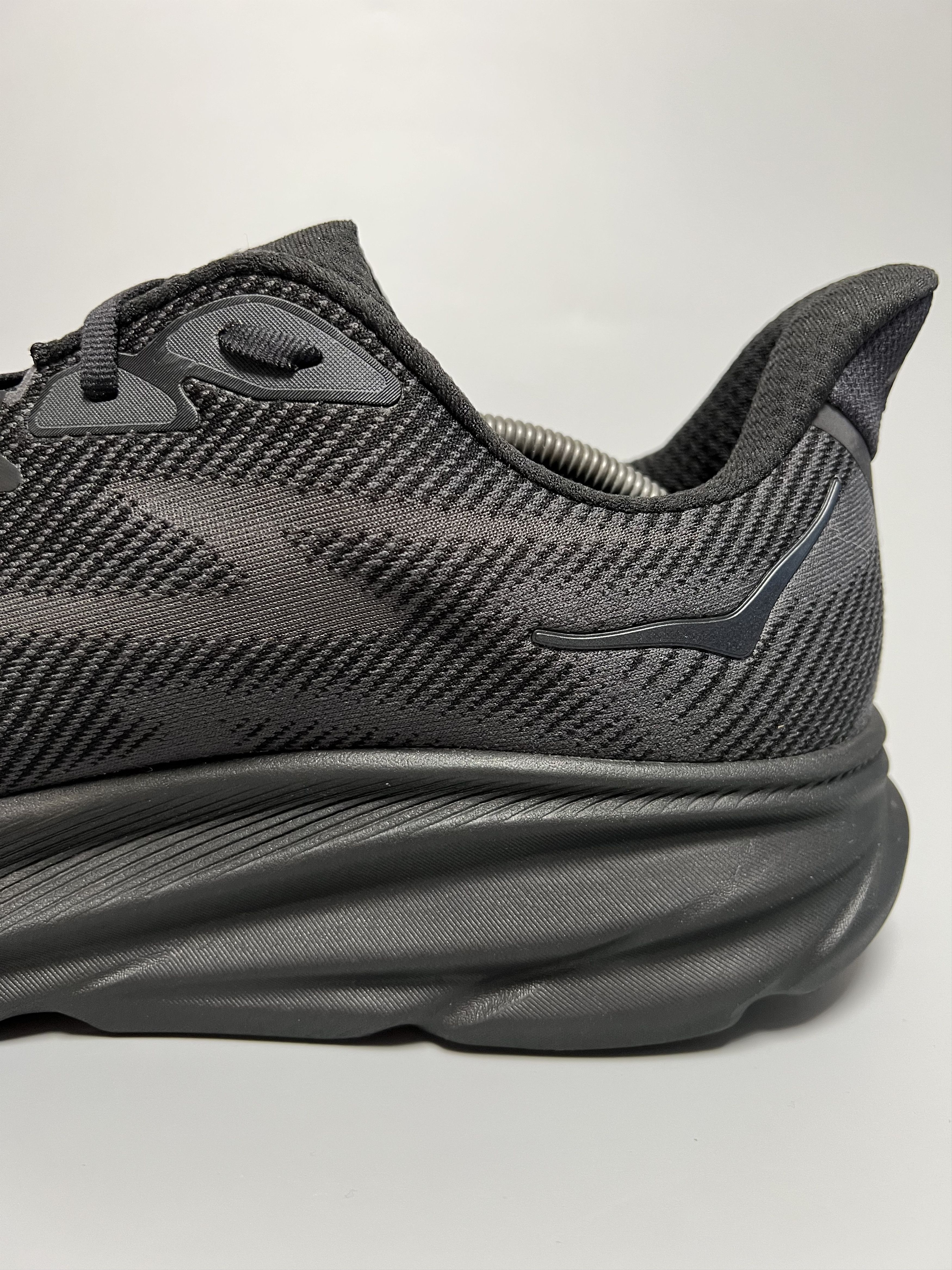 Hoka 15D Hoka One One Clifton 9 Men's Running Shoes Walking Gym Size US 15 / EU 48 - 11 Thumbnail