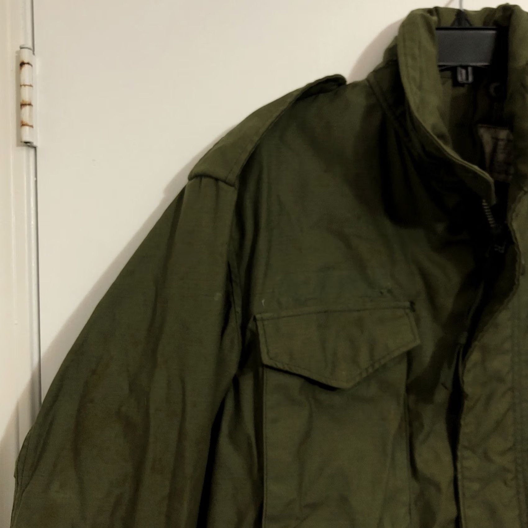 Vintage VINTAGE M-65 Field Jacket US Military Green 31” Jacket Regular Size M Men WWII Vietnam Army Size US M / EU 48-50 / 2 - 3 Thumbnail