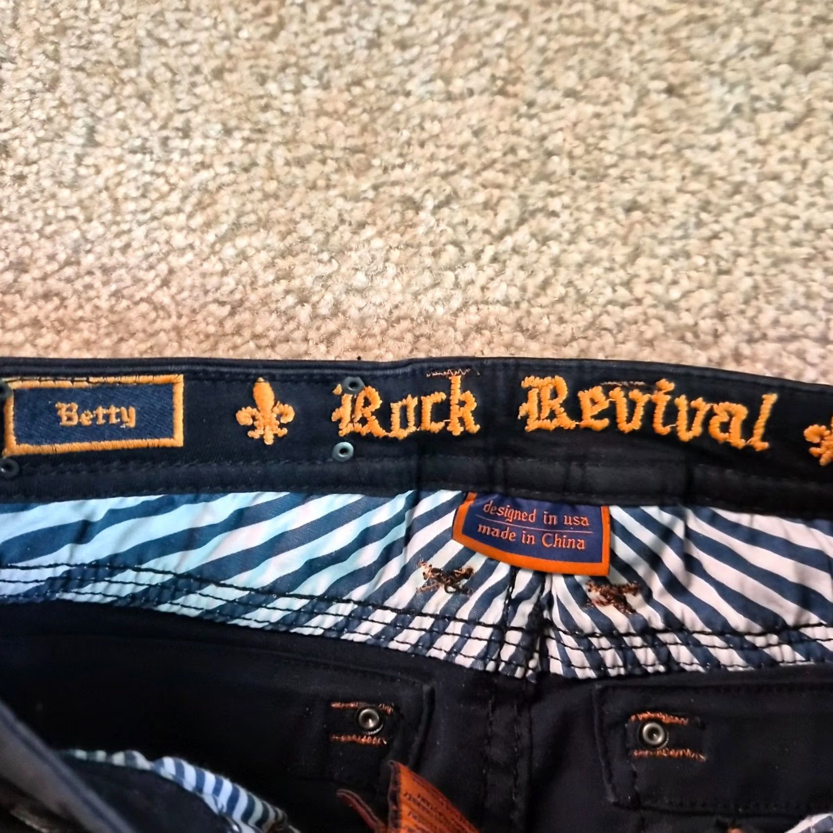 Vintage Rock Revival Betty Jeans Womens Sz 27 Black Easy Skinny Button Flap Pockets G014 Size 27" / US 4 / IT 40 - 4 Thumbnail
