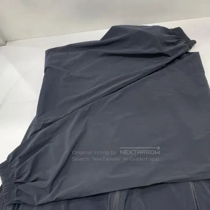Balenciaga Balenciaga Classic Hooded Zip Jacket for Men. Size US M / EU 48-50 / 2 - 7 Thumbnail