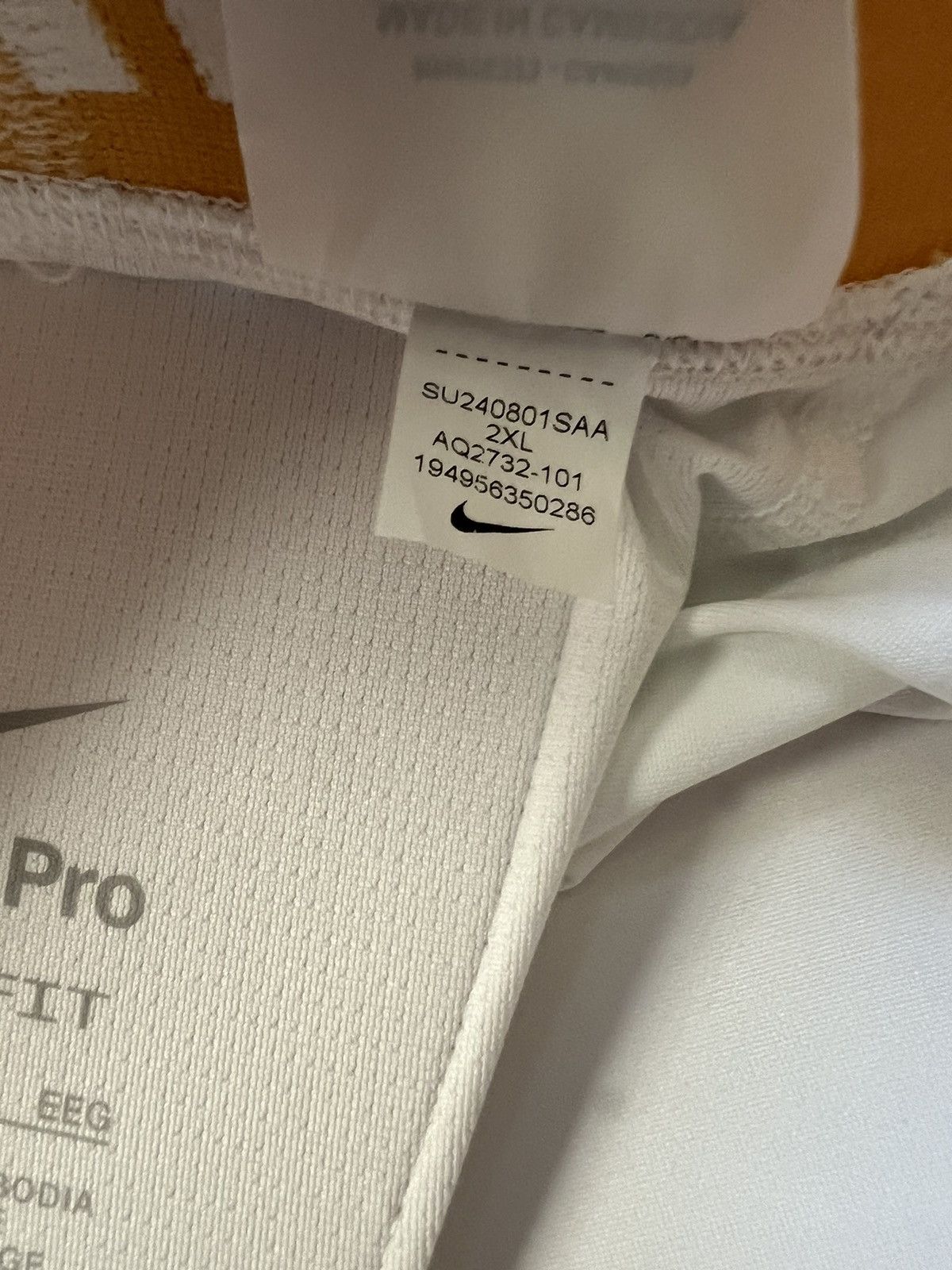 Nike Nike Pro Hyper Strong Football Padded Shorts White/Gold Size US 36 / EU 52 - 7 Thumbnail