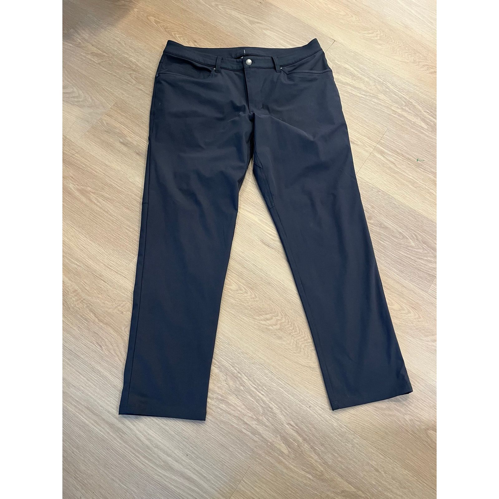 Lululemon Lululemon Men's ABC Pants Caramel Brown, Size 34 Size US 34 / EU 50 - 1 Thumbnail
