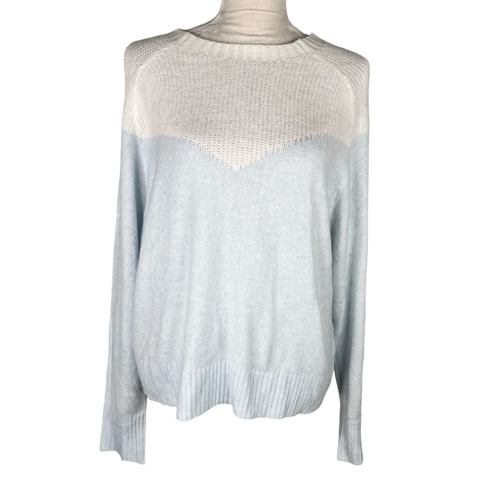 Express Express Sweater Baby Blue White Super Soft Large New Size L / US 10 / IT 46 - 4 Thumbnail