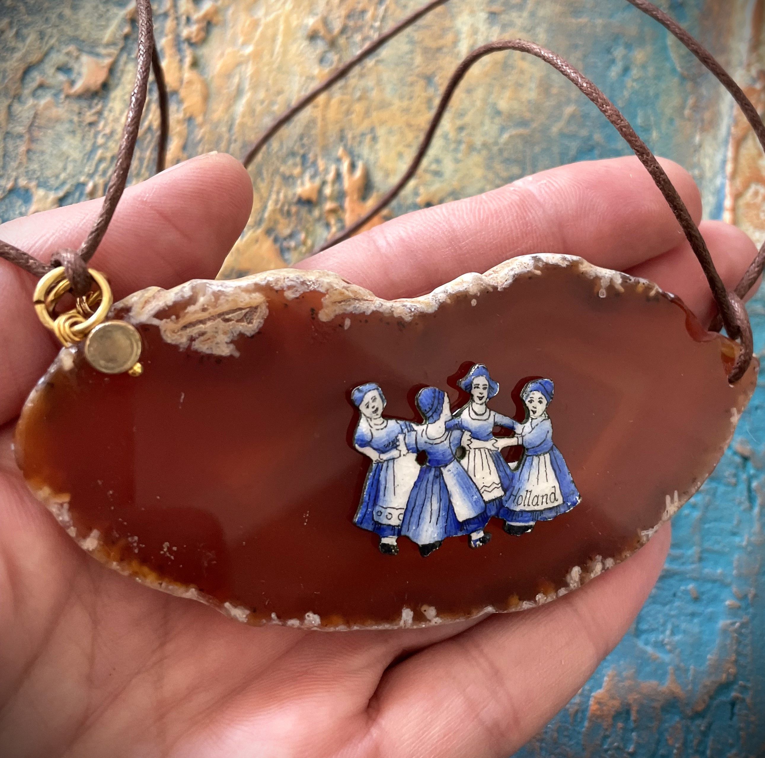 Other Agate pendant with vintage Dutch accent on leather cord. Size ONE SIZE - 2 Thumbnail