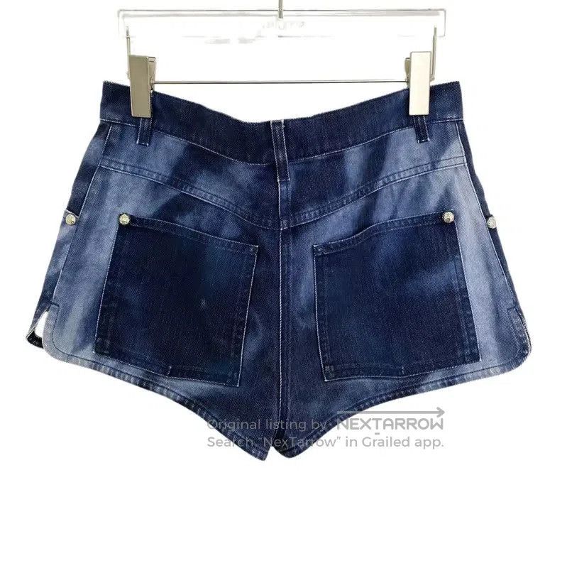 Chanel Chanel Blue Cotton Shorts for Women . Size 27" / US 4 / IT 40 - 2 Thumbnail