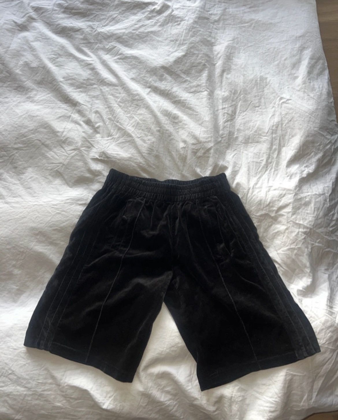 Paradoxe Paris Paradoxe Paris Velvet Shorts Size US 36 / EU 52 - 1 Thumbnail