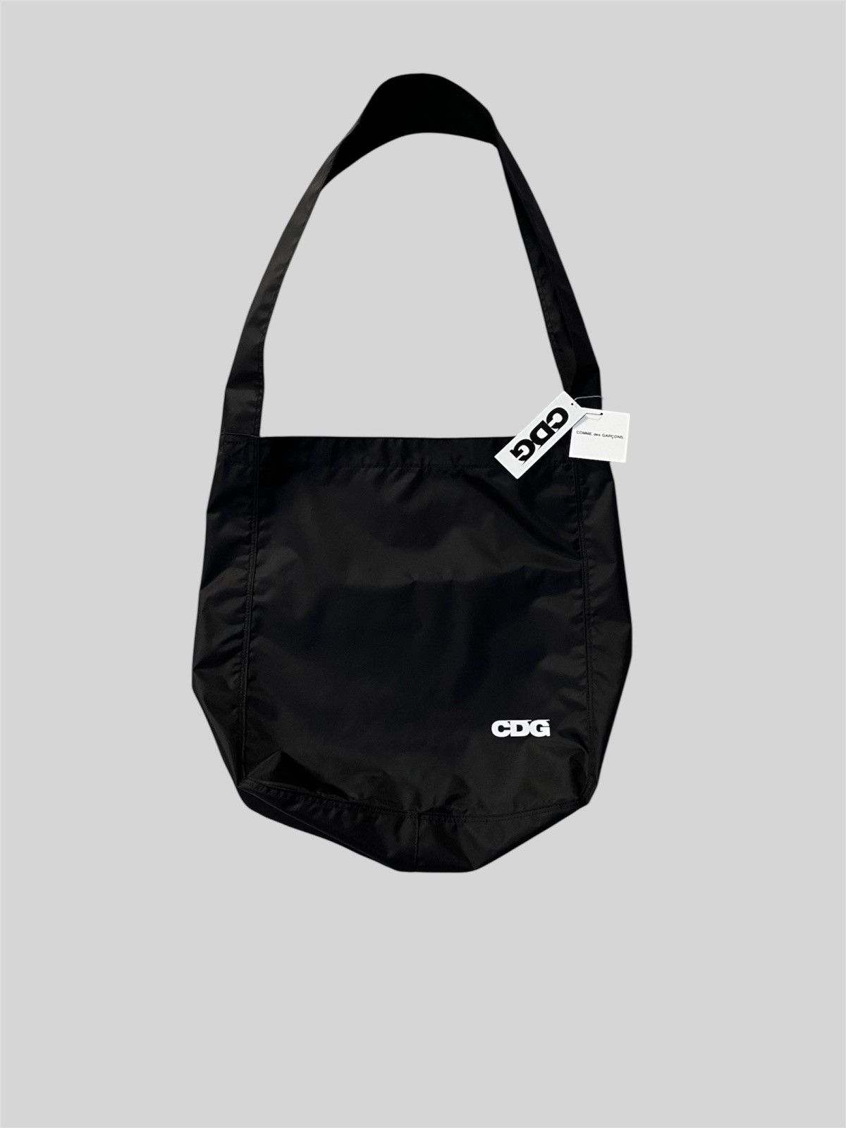 COMME des GARÇONS 25awNYLON SHOULDER BAG Comme des Garcons CDG nylon Shoulder Bag Japan