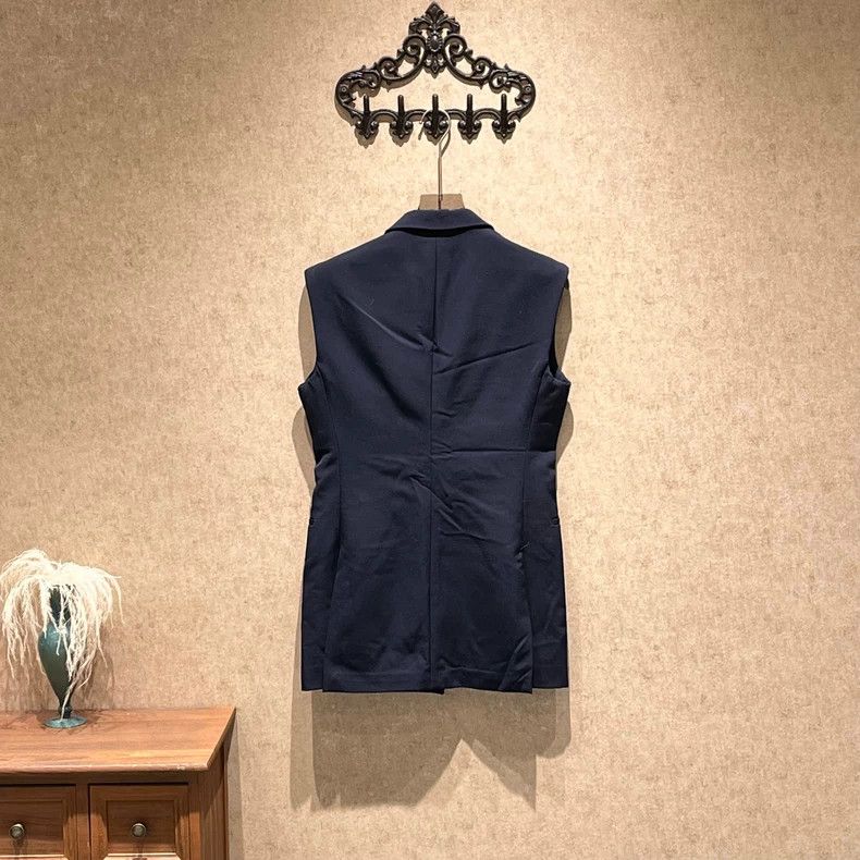 Louis Vuitton Louis Vuitton Midnight blue print leather button blazer ja Size XS / US 0-2 / IT 36-38 - 2 Thumbnail