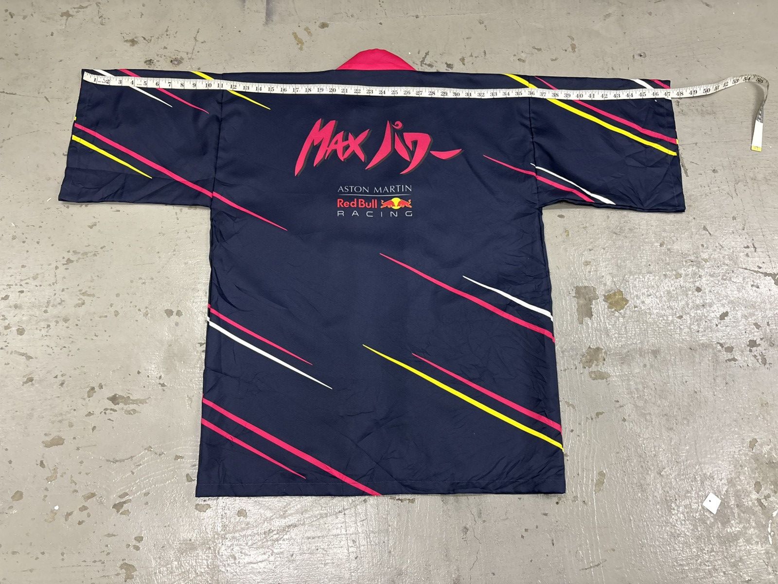 Red Bull RARE Max Verstappen Red Bull Racing Formula 1 Kimono Size US L / EU 52-54 / 3 - 14 Thumbnail