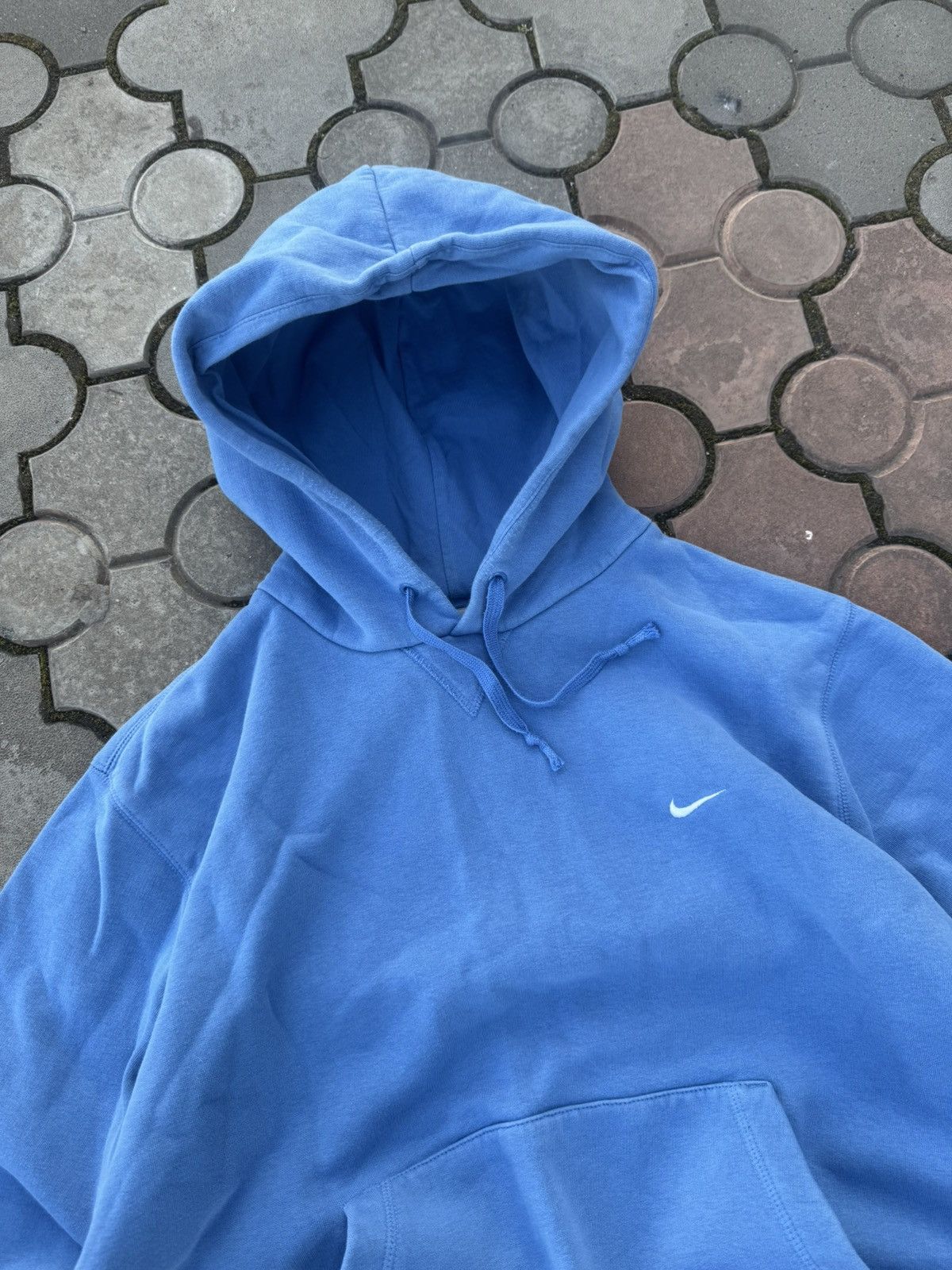 Nike × Vintage Vintage Nike Baby Blue Swoosh Sweatshirt Y2K Size US L / EU 52-54 / 3 - 3 Thumbnail