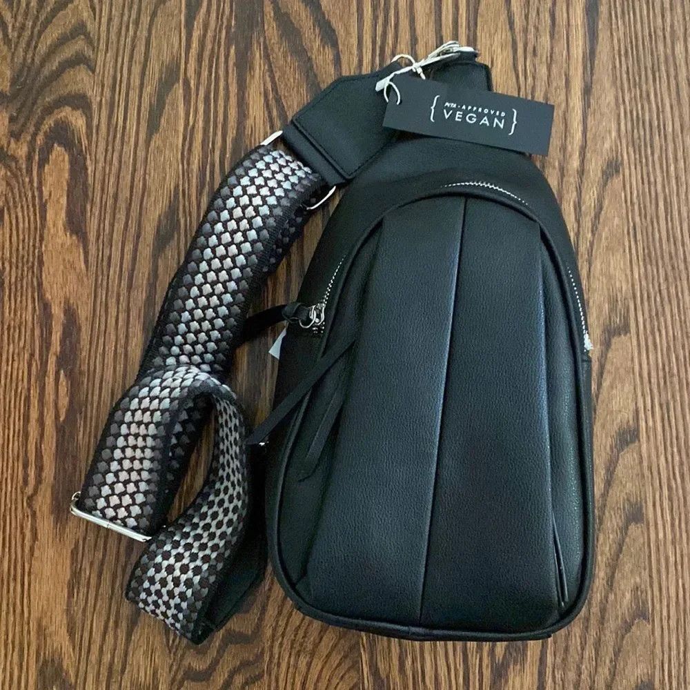 Other Le Miel Black Vegan Leather Shoulder Bag Mutliple Pockets W Size ONE SIZE - 1 Thumbnail