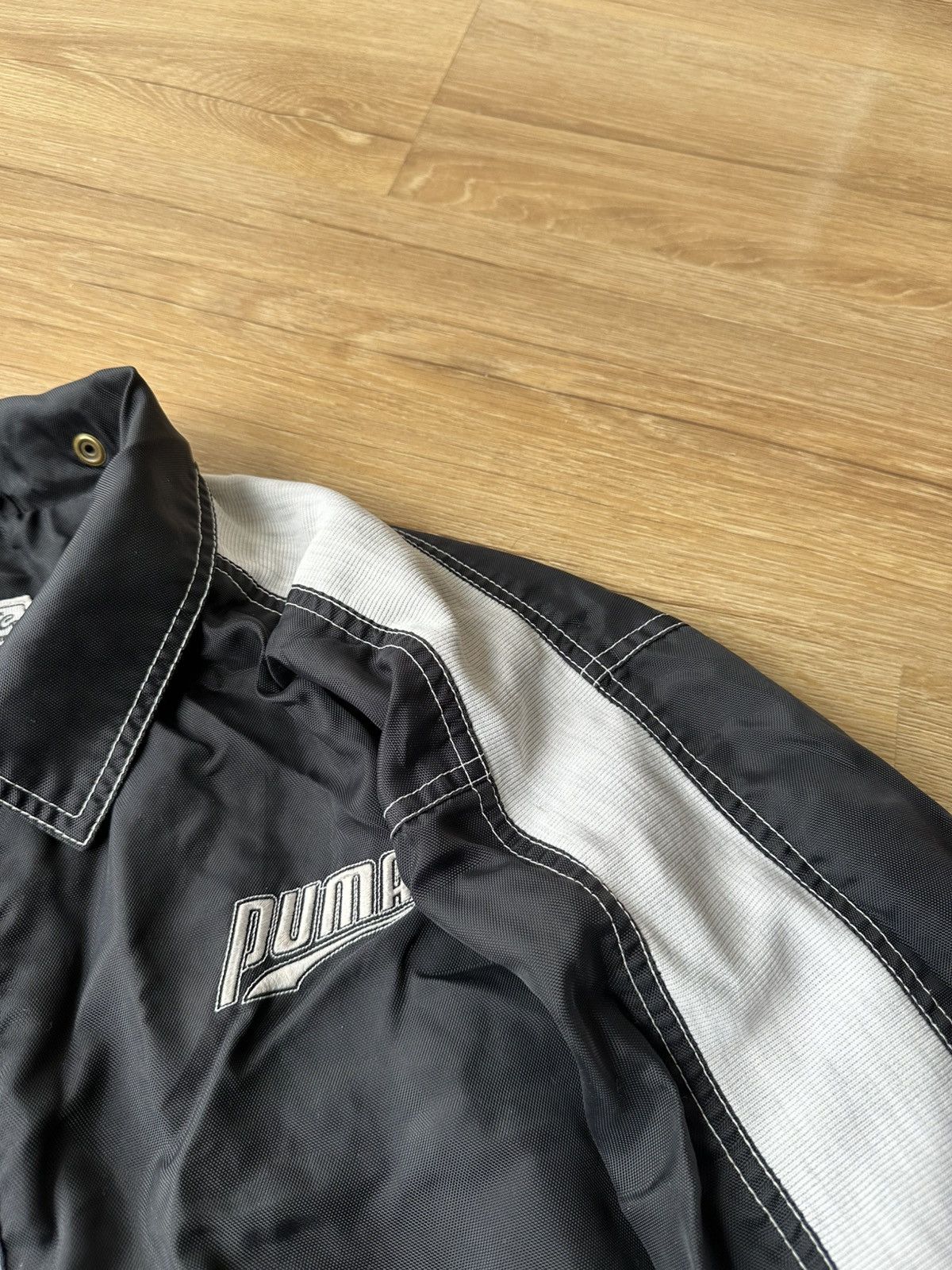 Puma Vintage Puma y2k 90s Nylon Button Coach Jacket Size US S / EU 44-46 / 1 - 14 Thumbnail