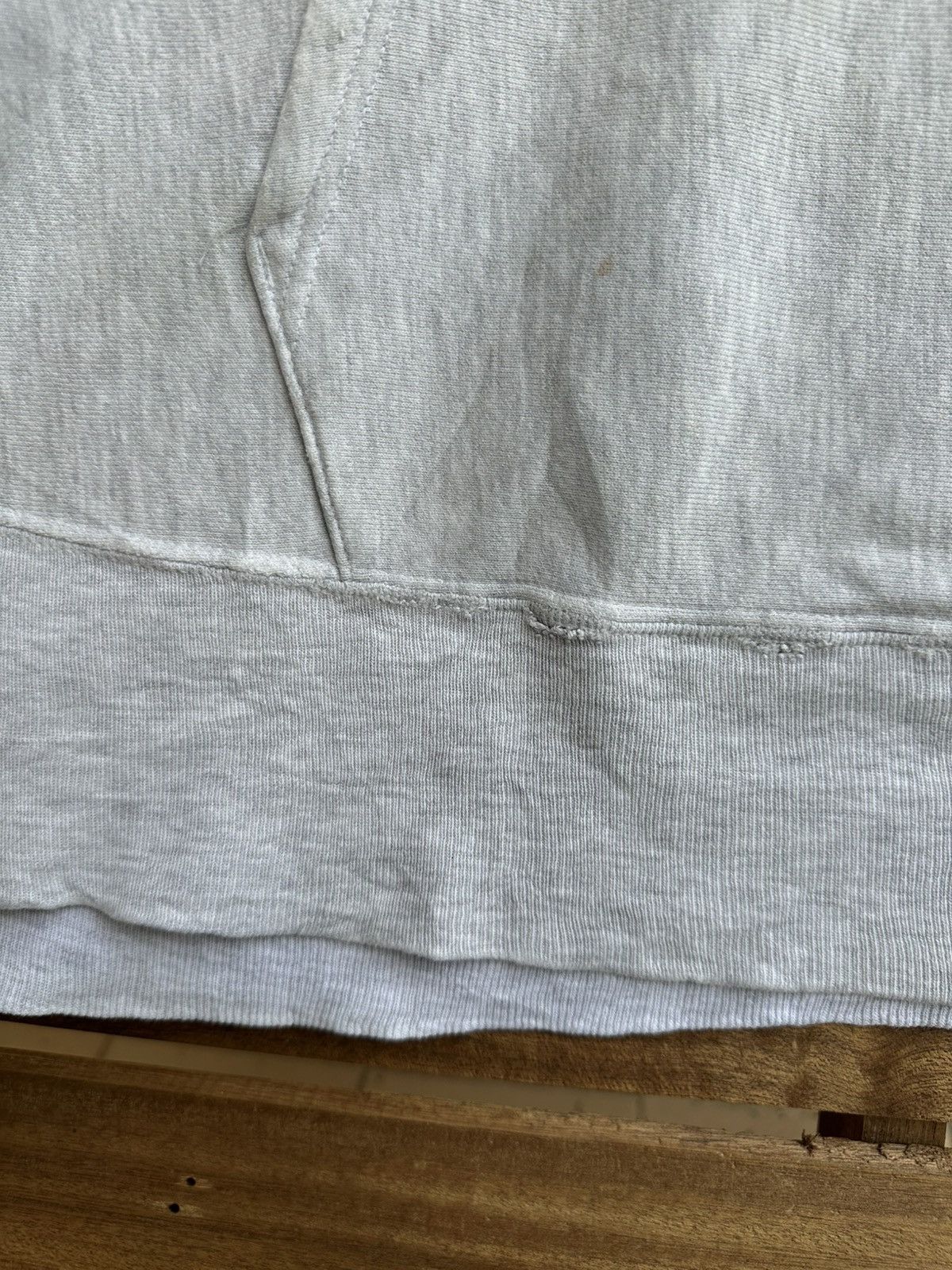 Champion Vintage 90s Champion Reverse Weave Uni Hampshire Hoodie Size US XL / EU 56 / 4 - 5 Thumbnail