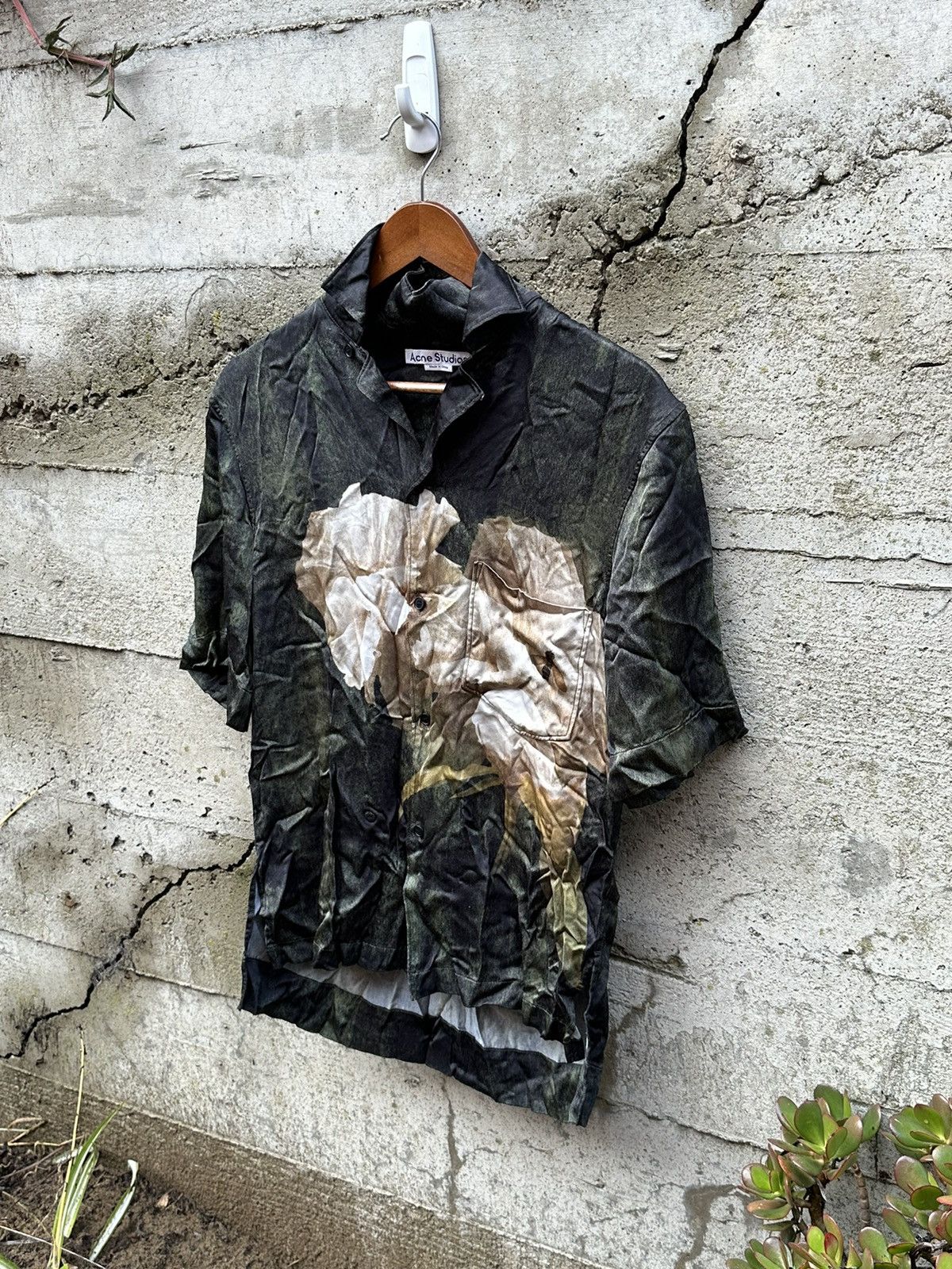 Acne Studios RARE GRAIL Acne Studios printed button up shirt Size US S / EU 44-46 / 1 - 1 Thumbnail