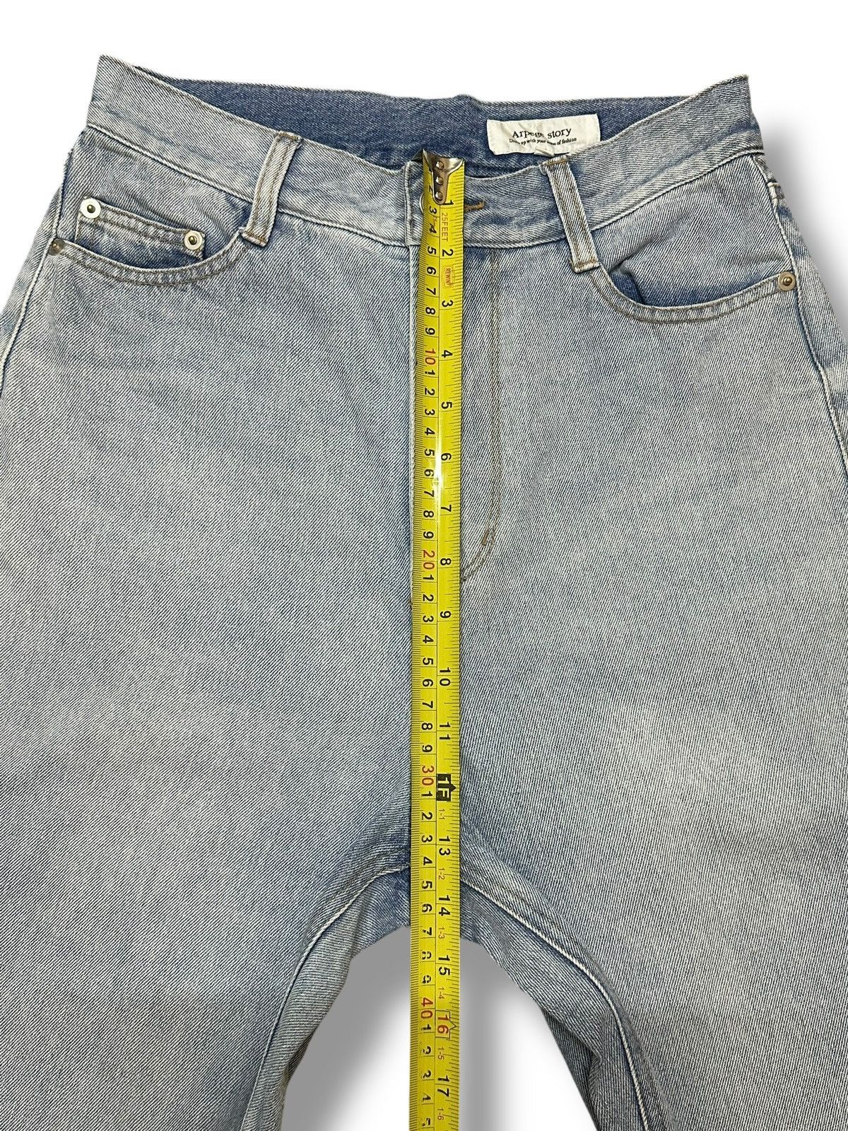 Arpege Story Vintage Baggy Loose Style Jeans With Faded Wash