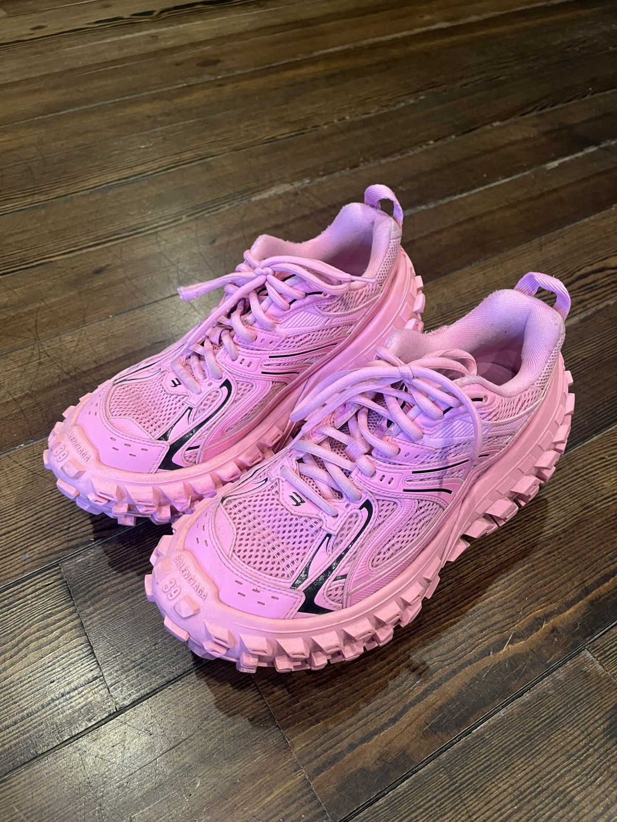 Balenciaga Balenciaga Defender Sneakers Size US 7 / EU 40 - 1 Thumbnail