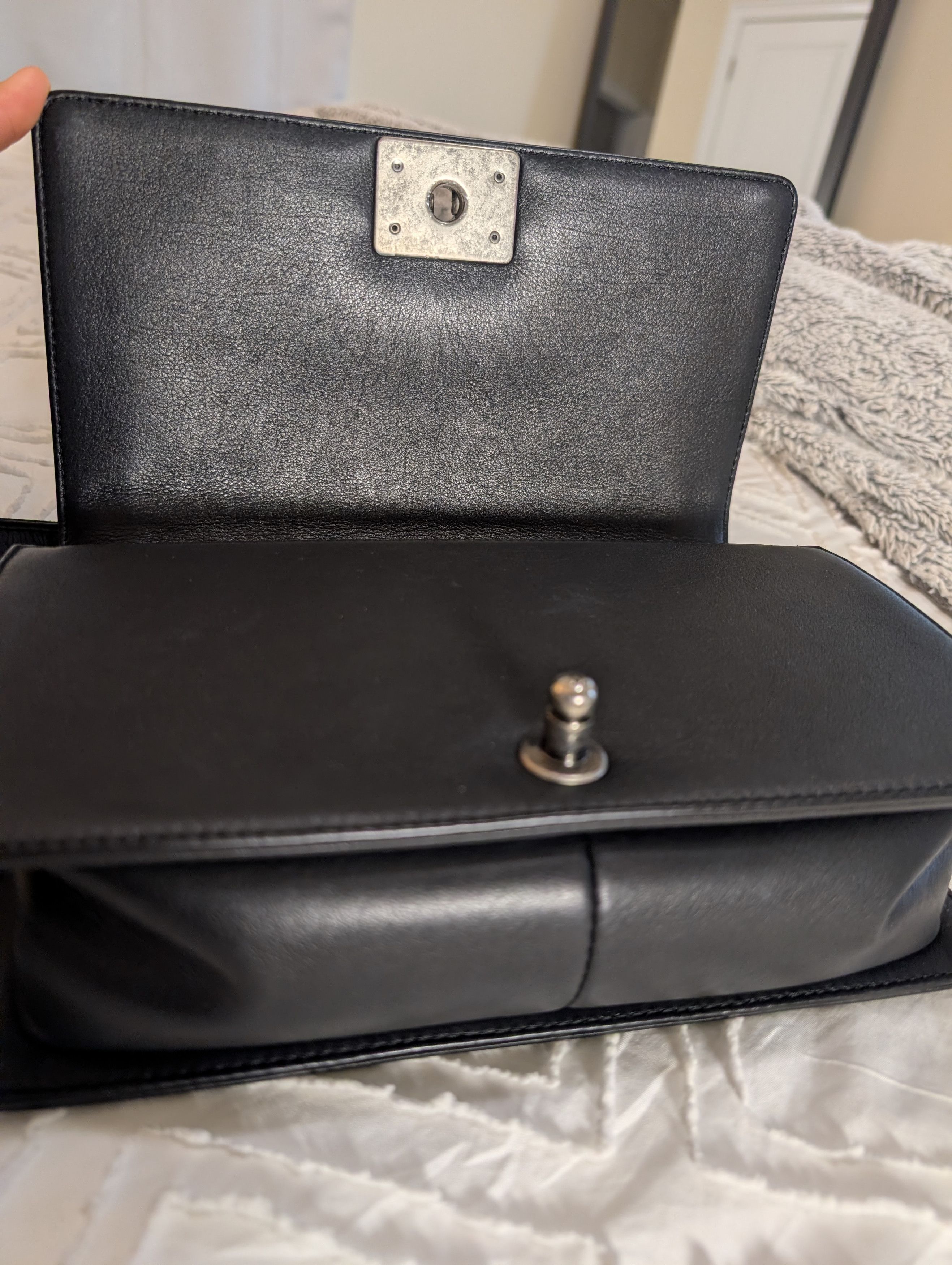 Chanel Chanel Black Quilted Lambskin Leather Boy Bag Size ONE SIZE - 10 Thumbnail