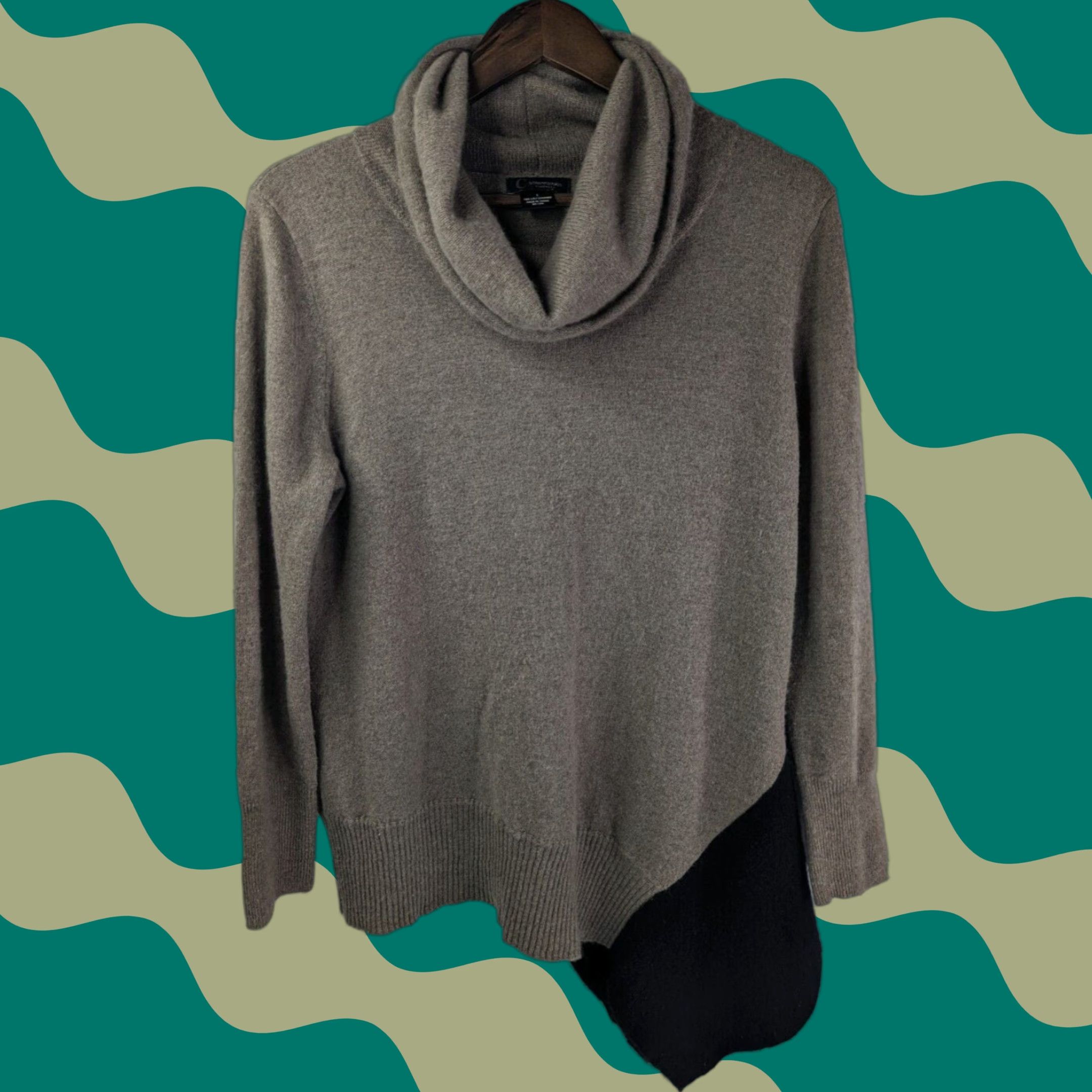 Bloomingdale's C by Bloomingdales Women's Turtle Neck 2-Ply Cashmere Sweater Brown Size Large Size L / US 10 / IT 46 - 1 Thumbnail