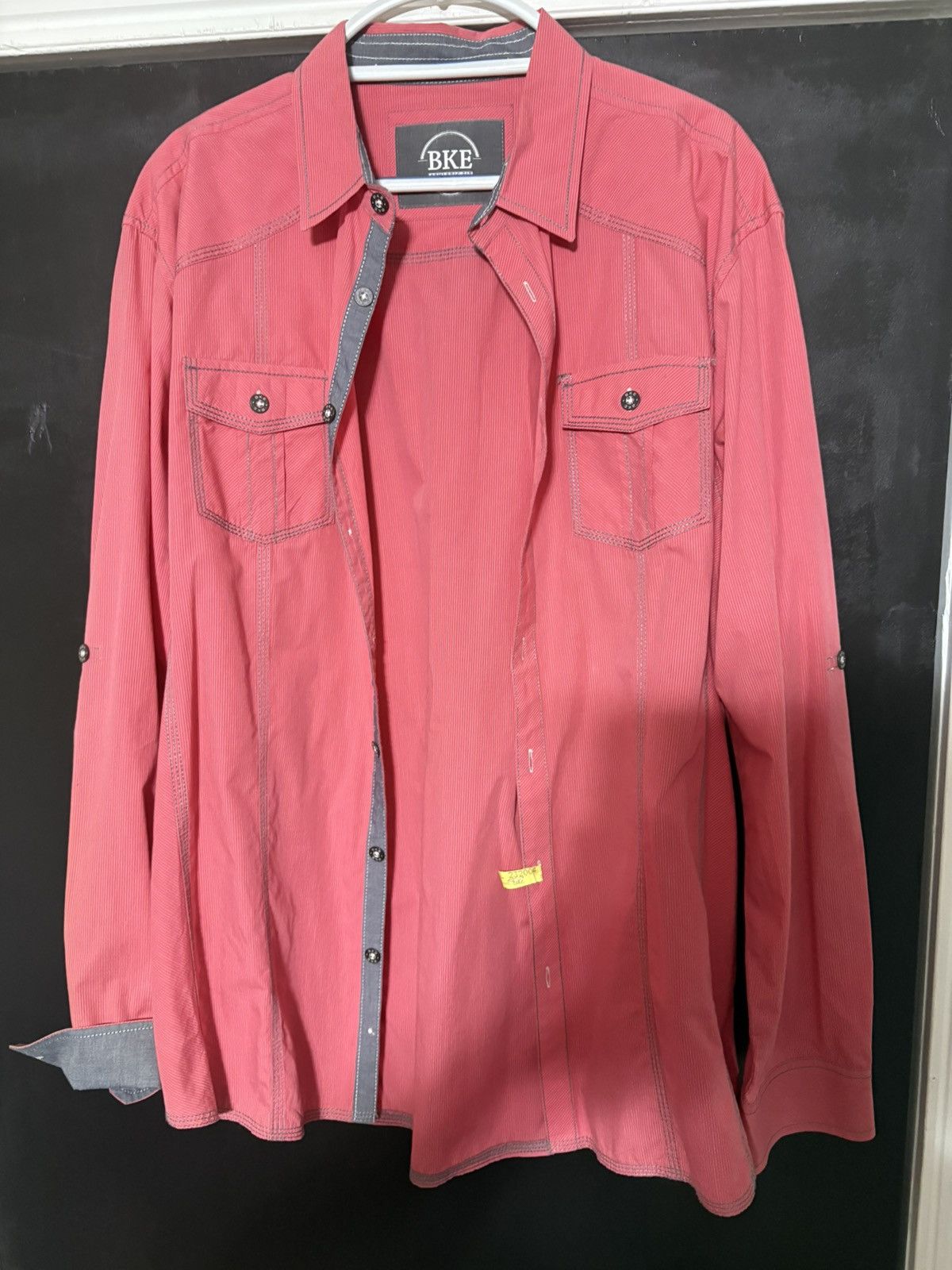 BKE BKE casual red button up with grey contrasting cuffs Size US XL / EU 56 / 4 - 1 Thumbnail