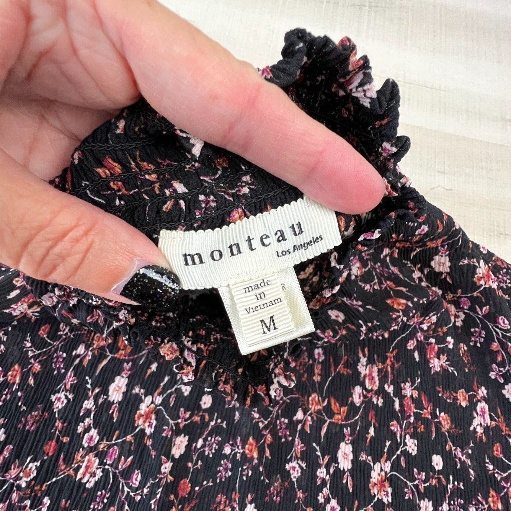 Vintage Monteau Womens Black Floral High Neck Short Sleeve Pleated Blouse Medium Size M / US 6-8 / IT 42-44 - 3 Thumbnail