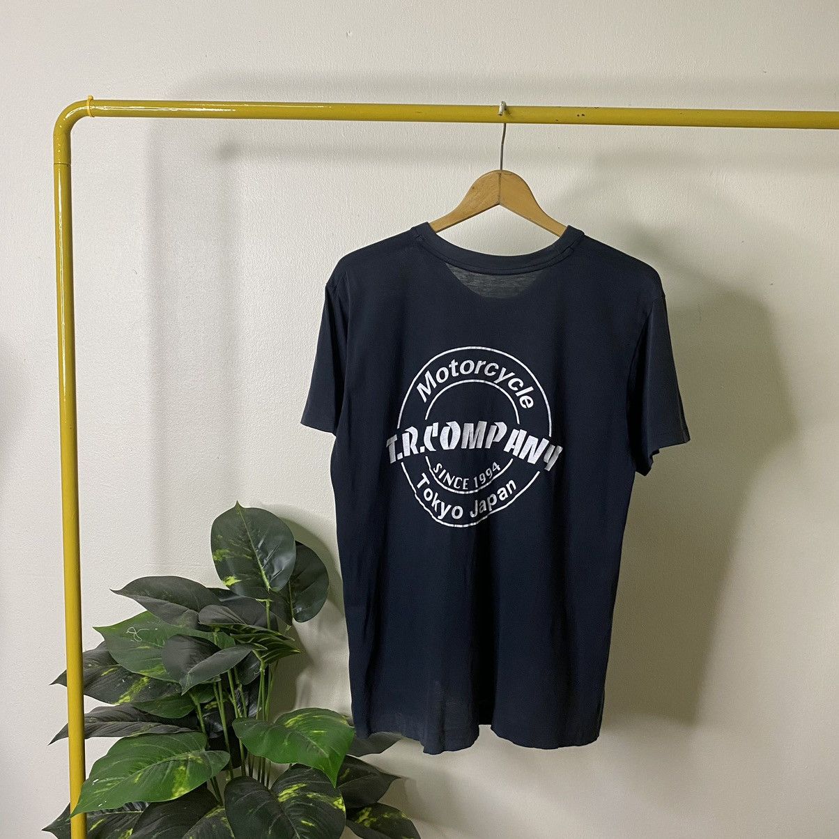 Independent Truck Co. × West Coast Choppers Vintage 1990s TR Company Motorcycle Tokyo Japan Choppers Tee Size US M / EU 48-50 / 2 - 1 Thumbnail