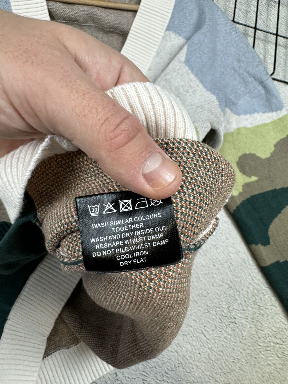 Other Radley London Pale Blue Radley & Friends Scenic Intarsia L Size L / US 10 / IT 46 - 7 Thumbnail