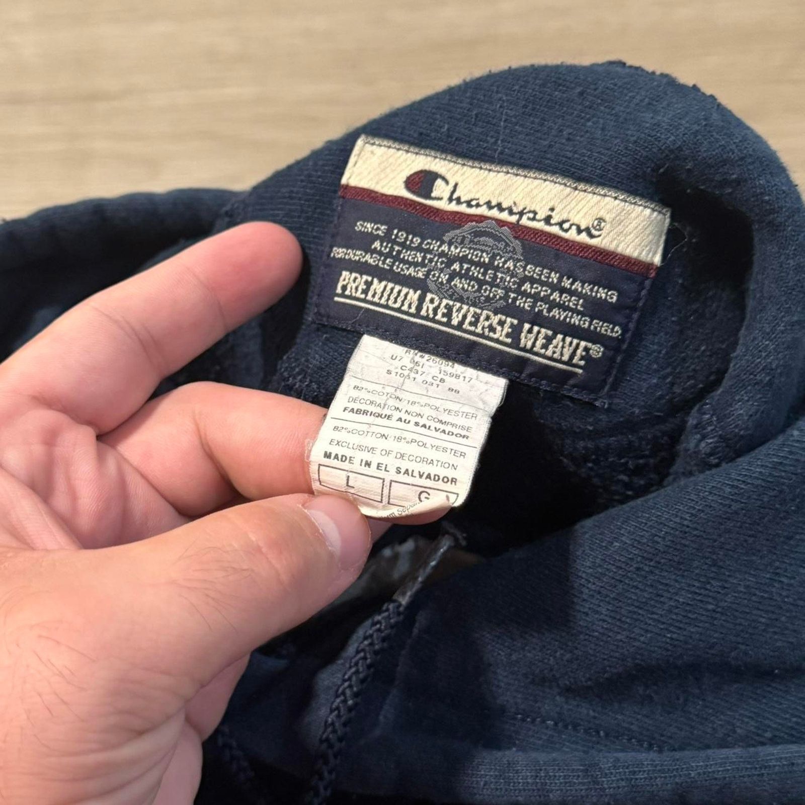 Champion Vintage land rover x champion Size US L / EU 52-54 / 3 - 4 Thumbnail