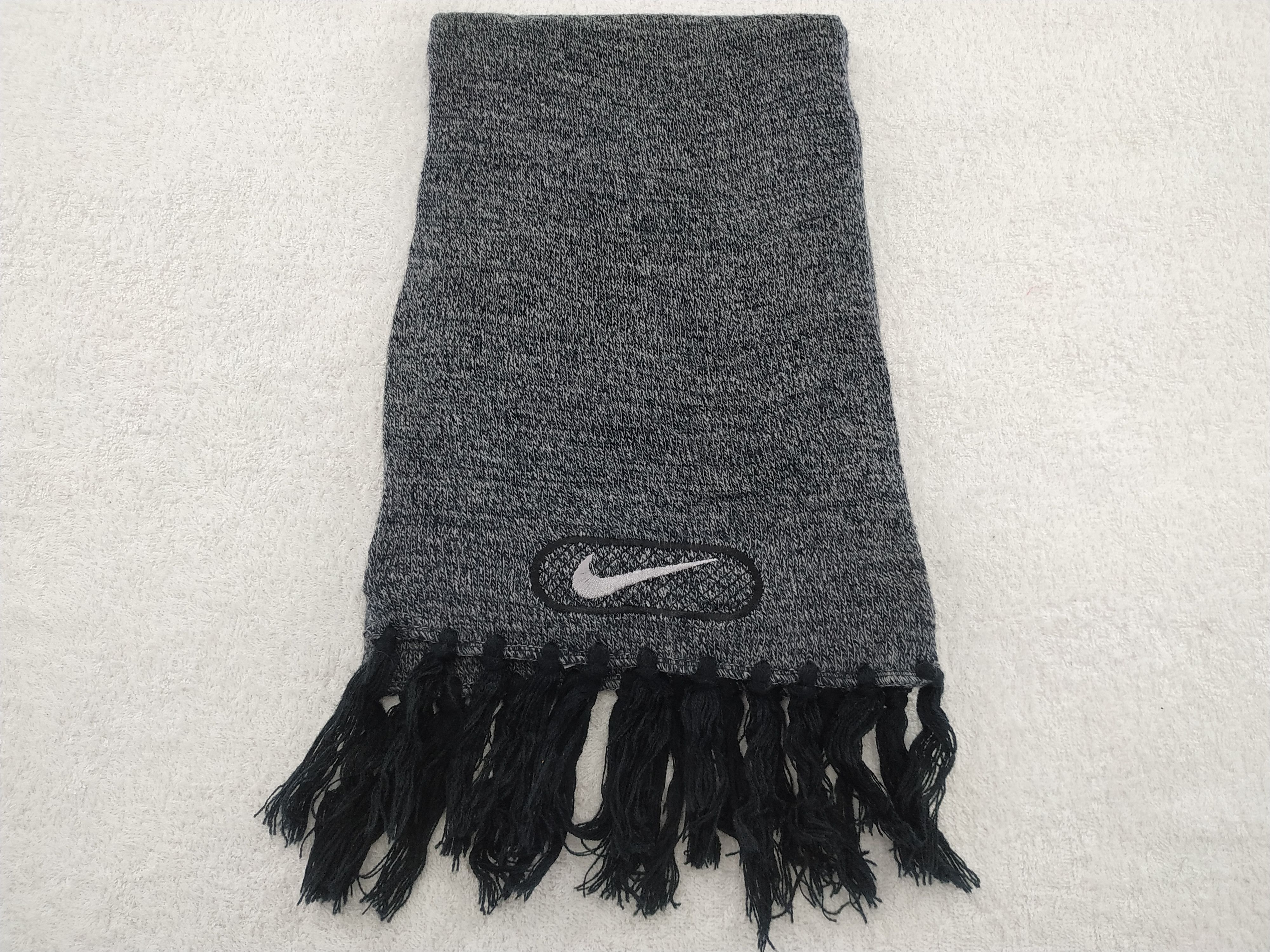 Nike Vintage Nike Scarf/Muffler/Neckwear MF381 Size ONE SIZE - 1 Thumbnail