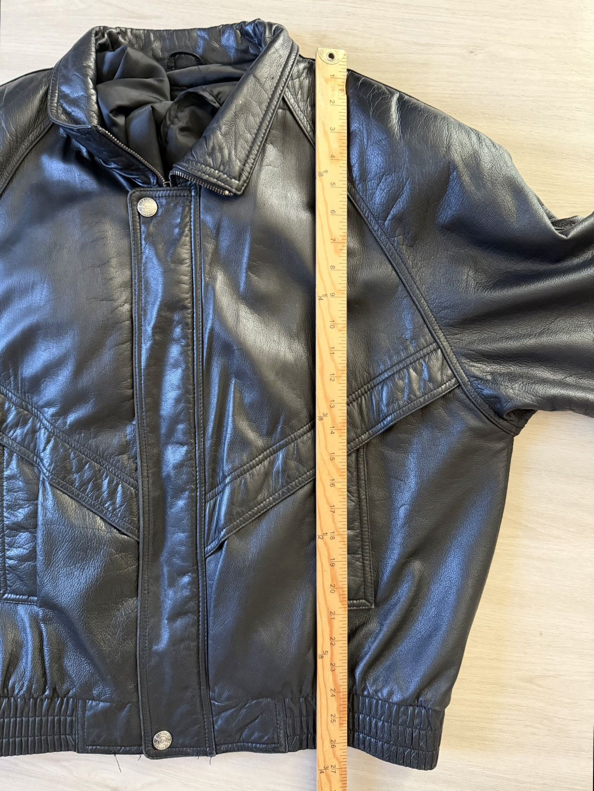Wilsons Leather Vintage Wilsons Leather Bomber Jacket Sz L. Size US L / EU 52-54 / 3 - 11 Thumbnail