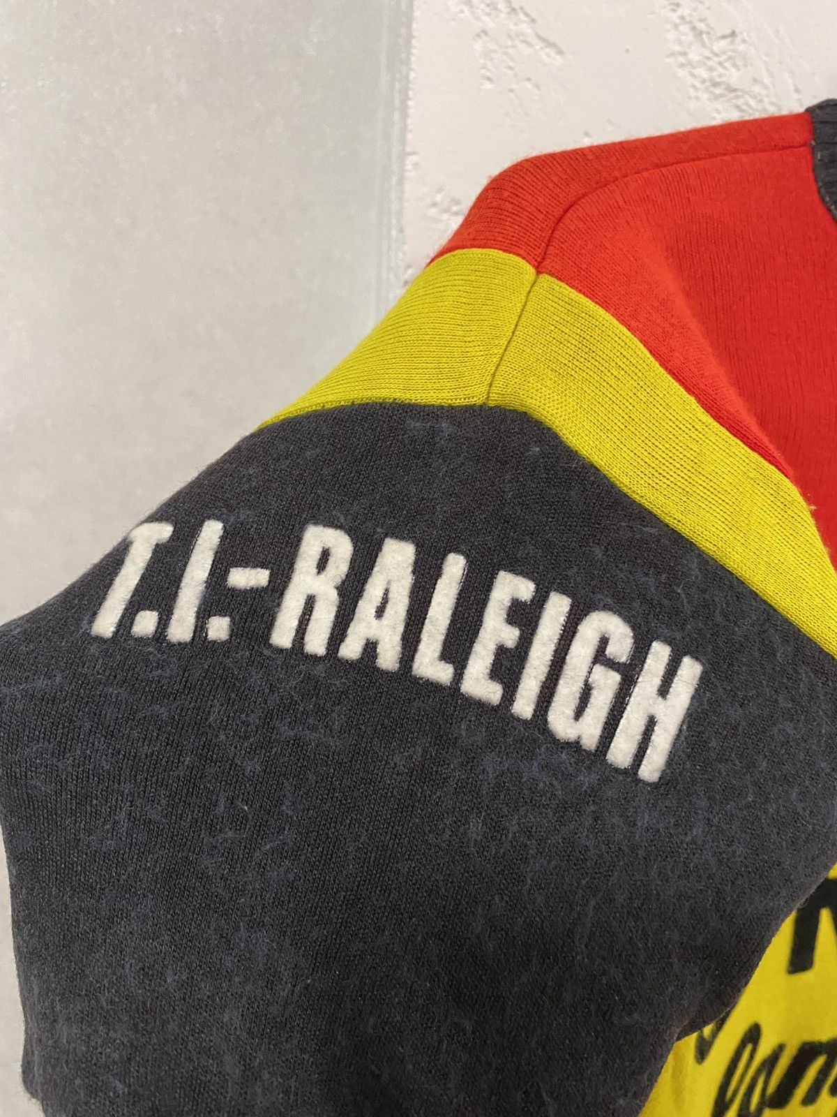 Vintage Vintage 70’s Campagnollo Raleigh Creda Team Cycling Jersey S Size US S / EU 44-46 / 1 - 7 Thumbnail
