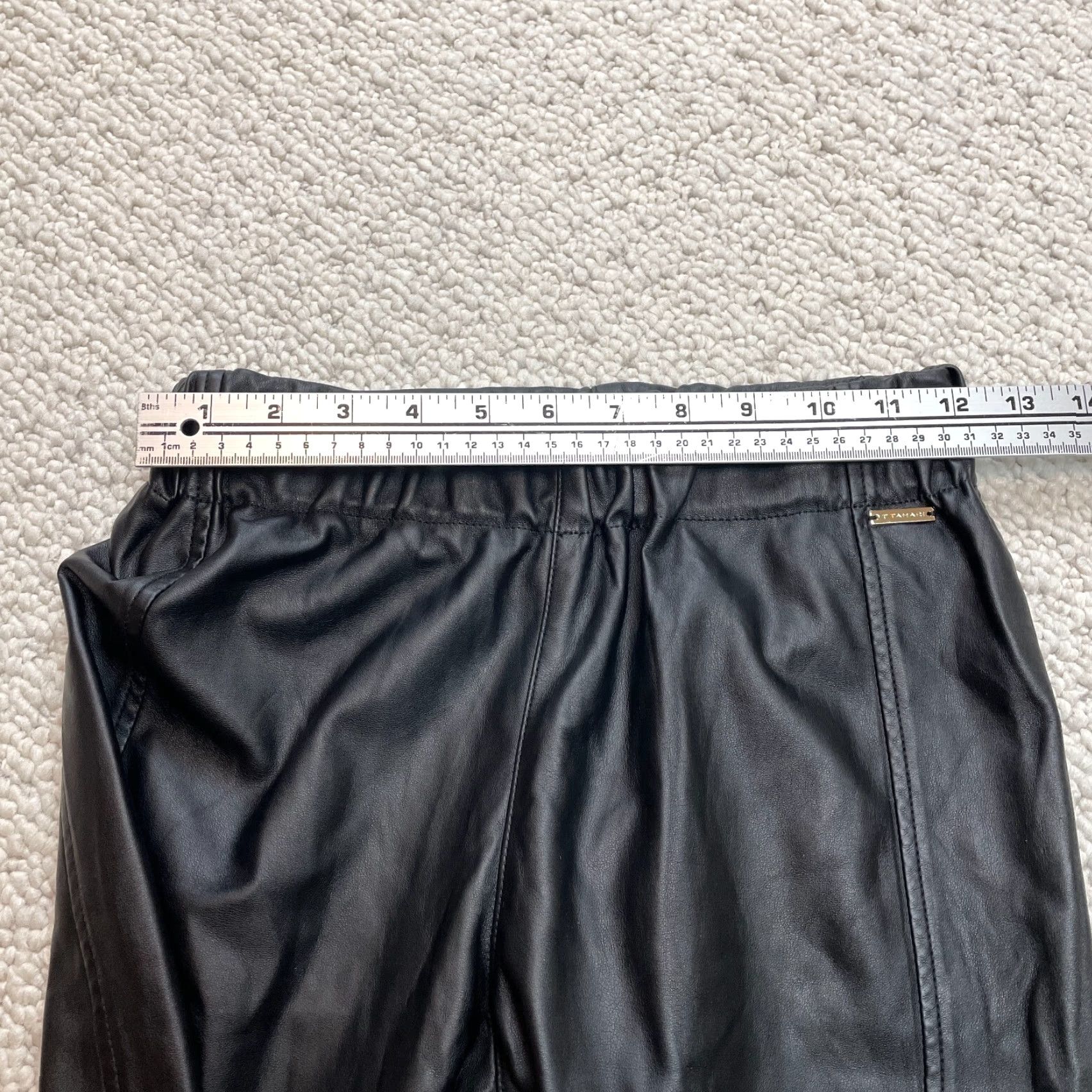 Vintage T Tahari Pants Womens XS Black Faux Leather Straight Elastic Waist 24x27.5 Size 26" / US 2 / IT 38 - 6 Thumbnail