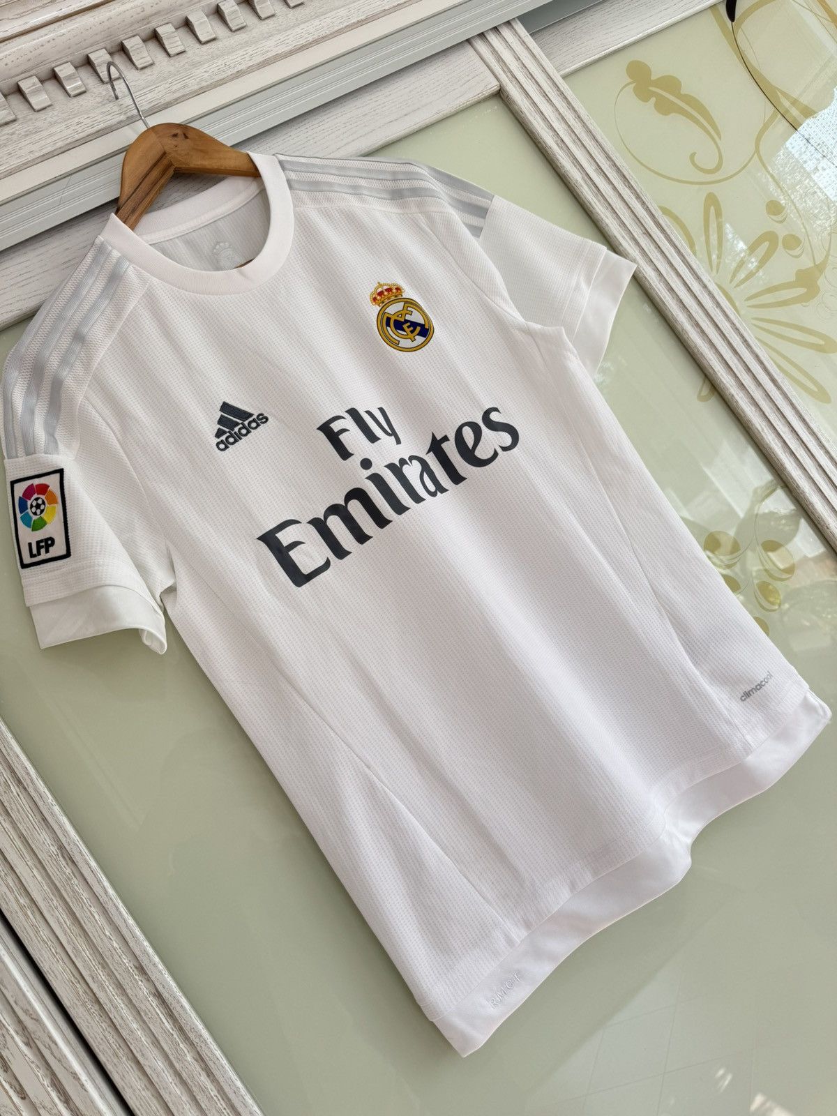 Adidas Real Madrid 2015-2016 Home Soccer Jersey Football Kit Shirt Size US S / EU 44-46 / 1 - 5 Thumbnail