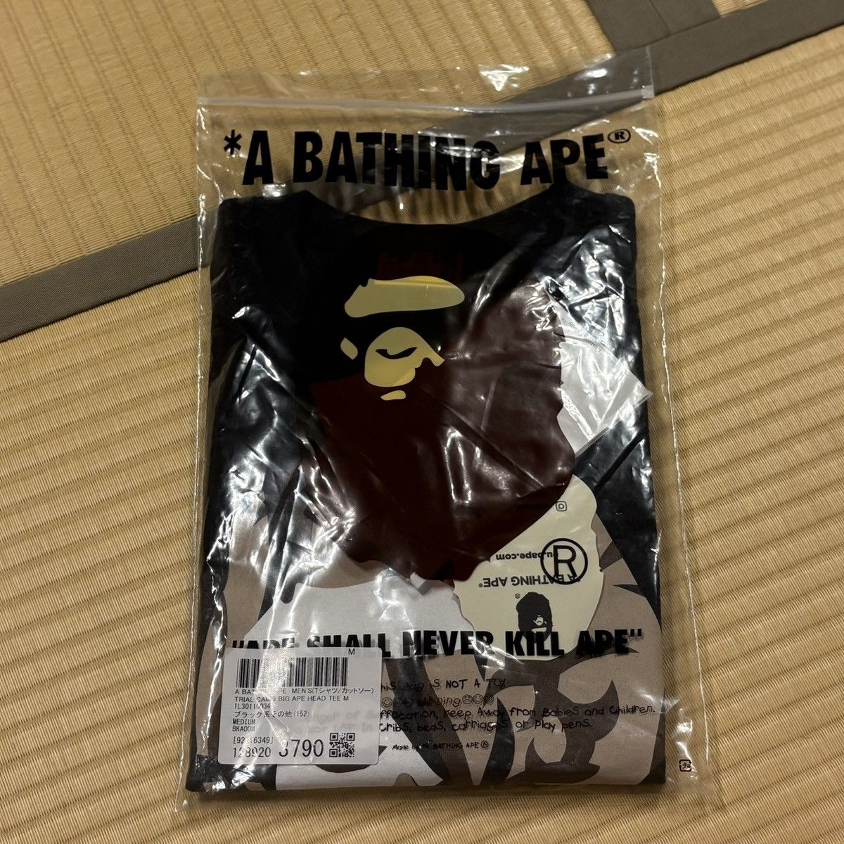 Bape A BATHING APE T-SHIRT M Size US M / EU 48-50 / 2 - 4 Thumbnail